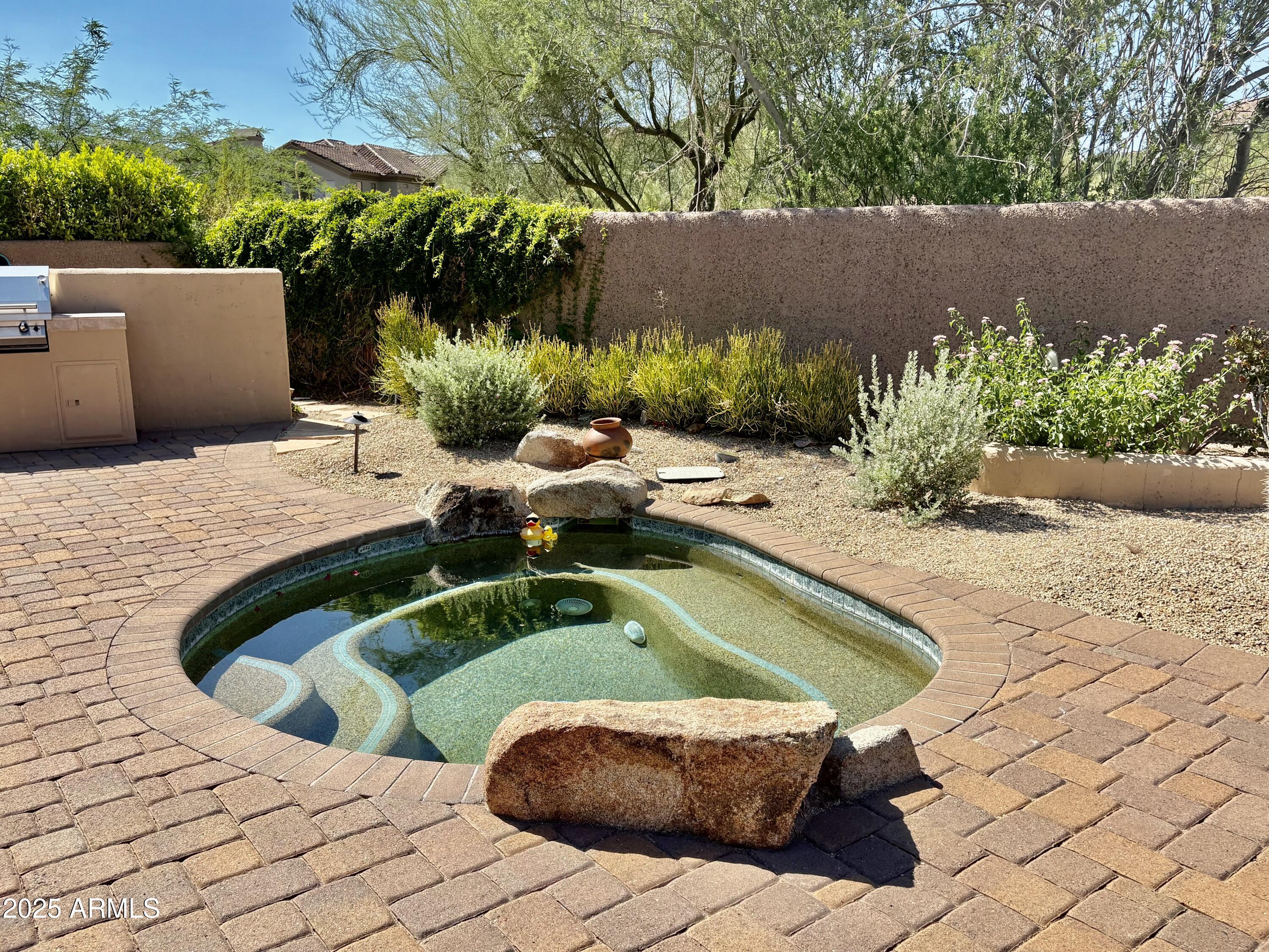 9138 E MOHAWK Lane