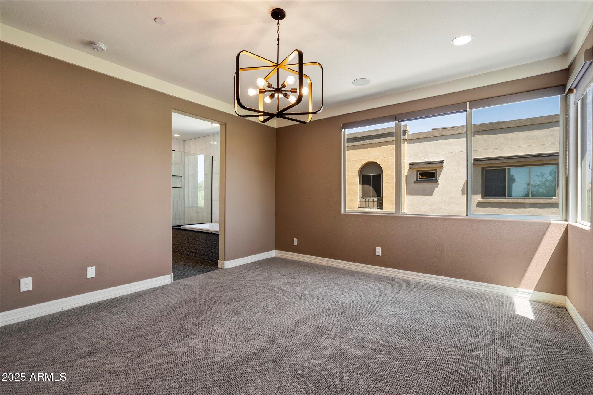 7508 E VIA DE LUNA Drive