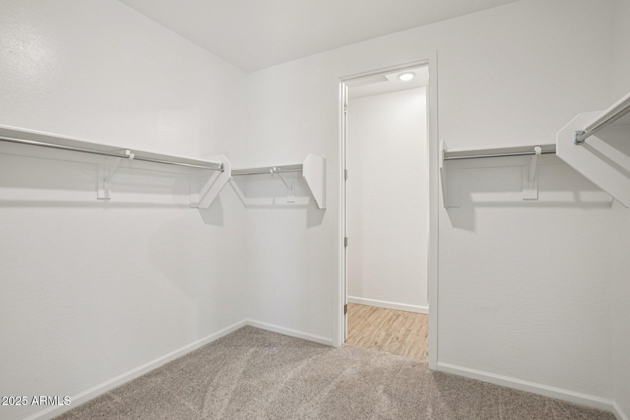 15723 W BROWN Street