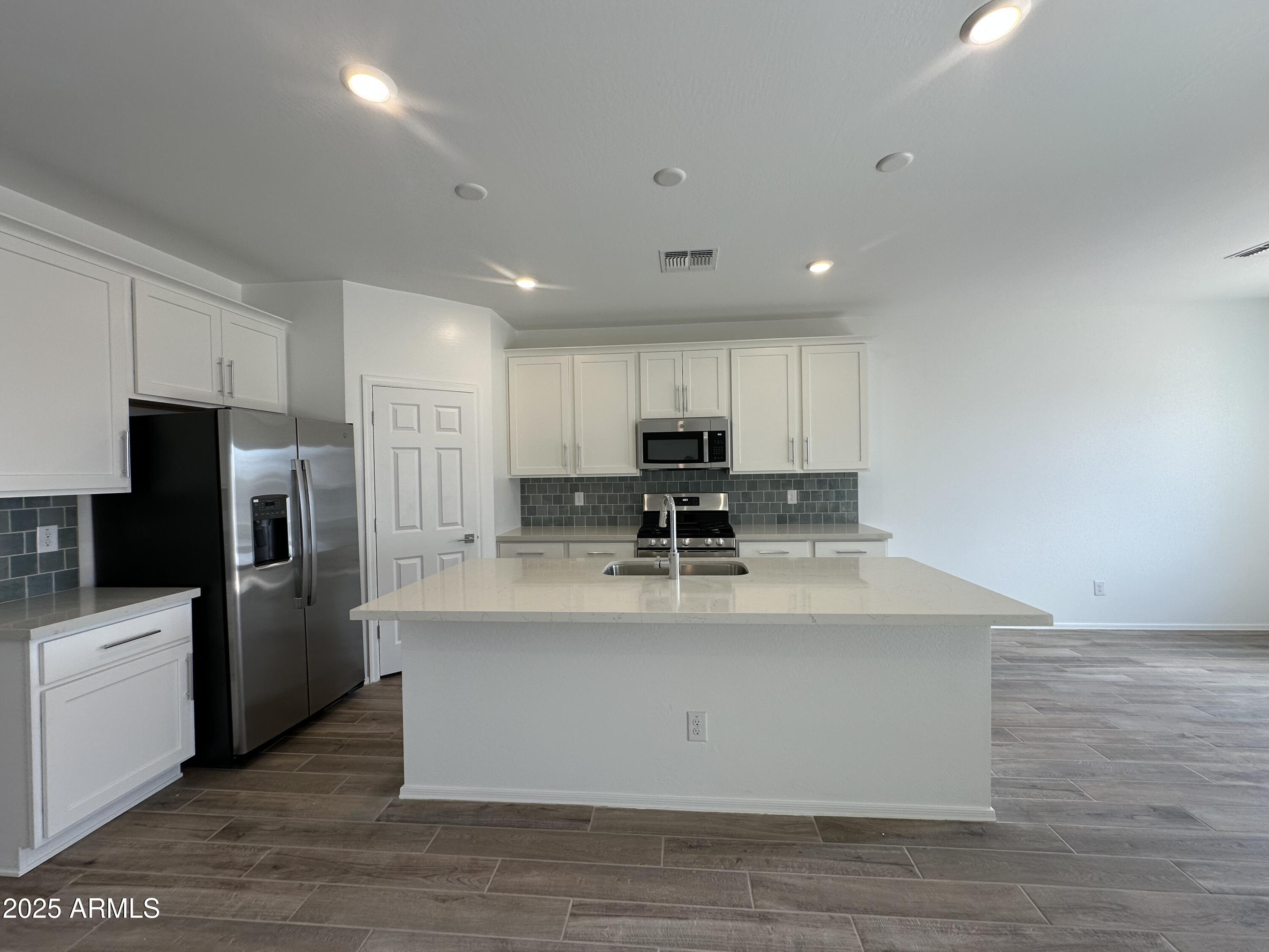 47691 W MOELLER Road