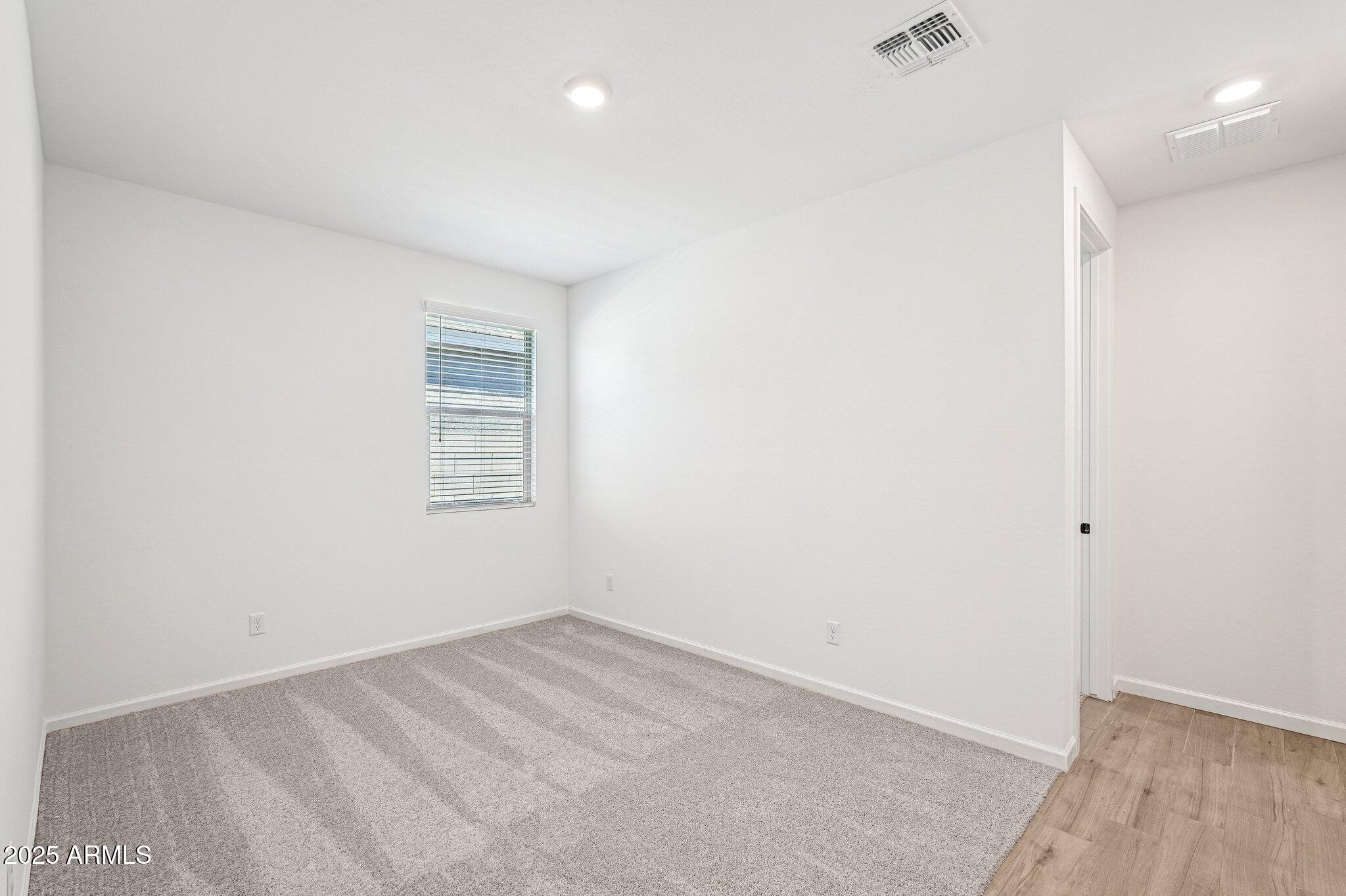 16196 W BAJADA Road