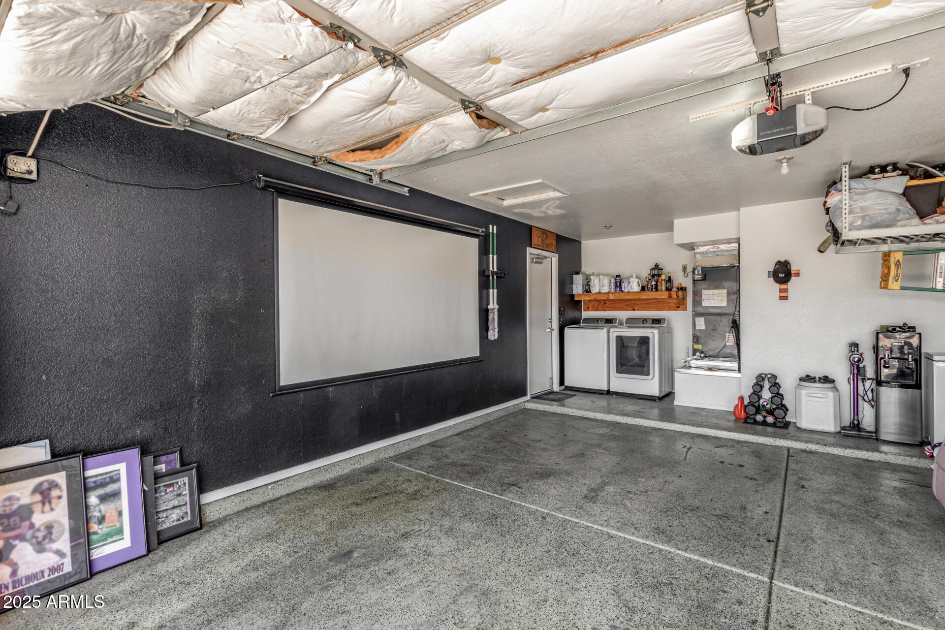 914 W REDONDO Drive