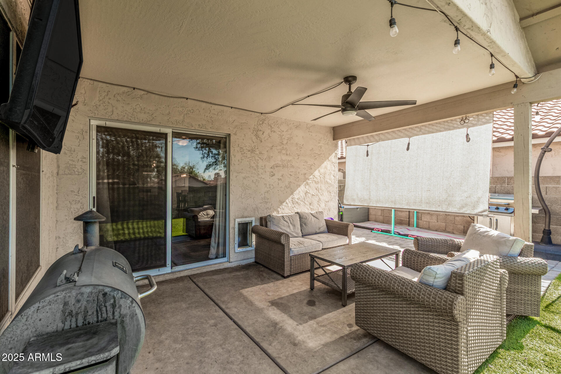 914 W REDONDO Drive