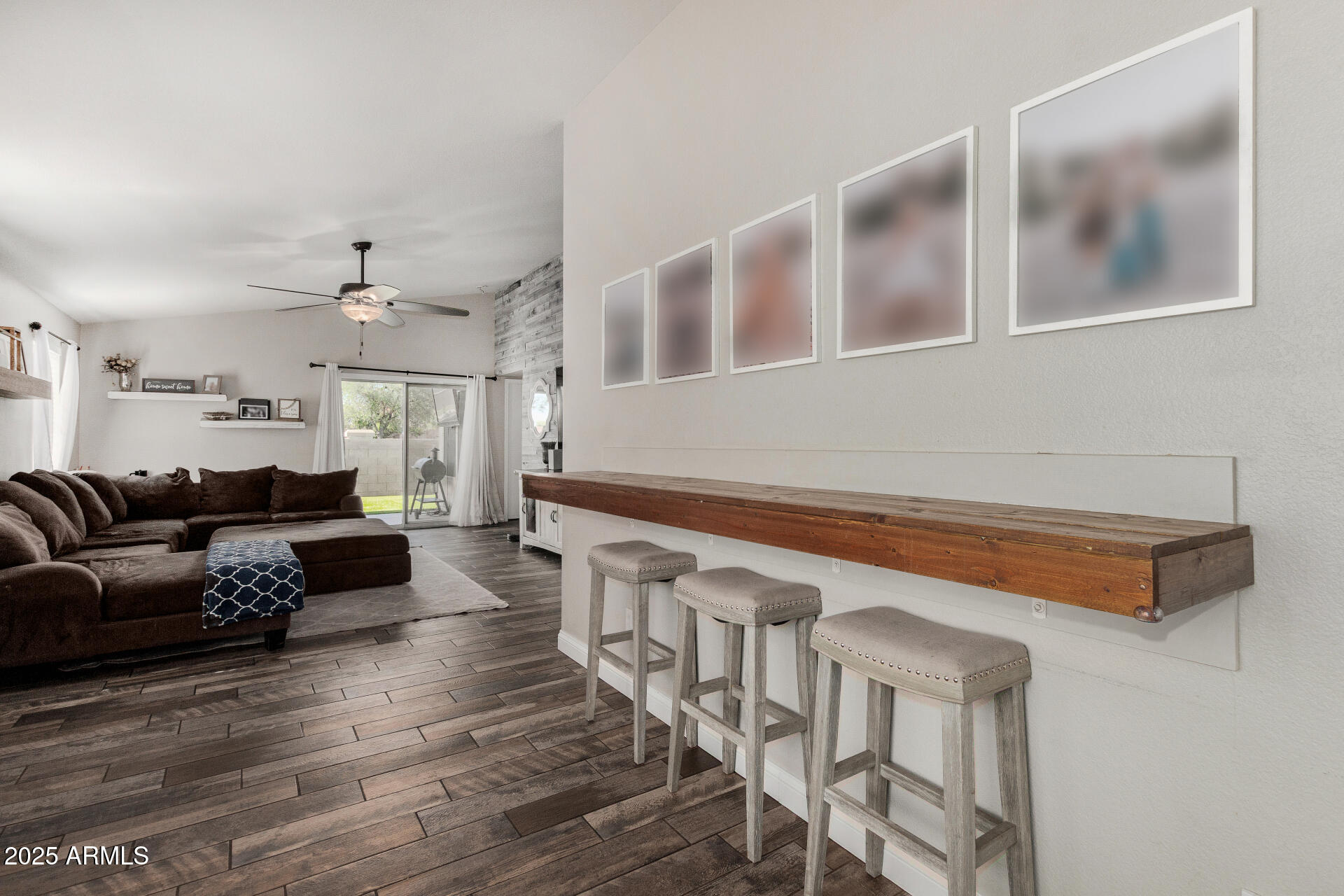 914 W REDONDO Drive