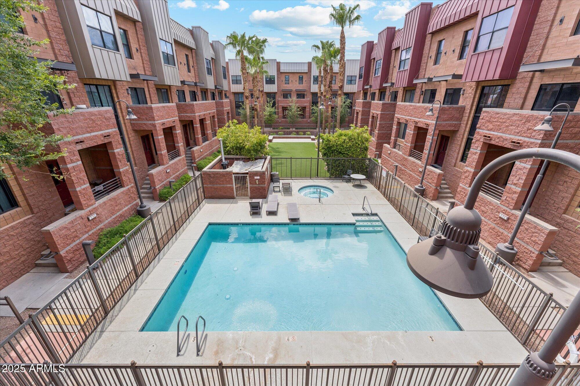 330 S FARMER Avenue, 115