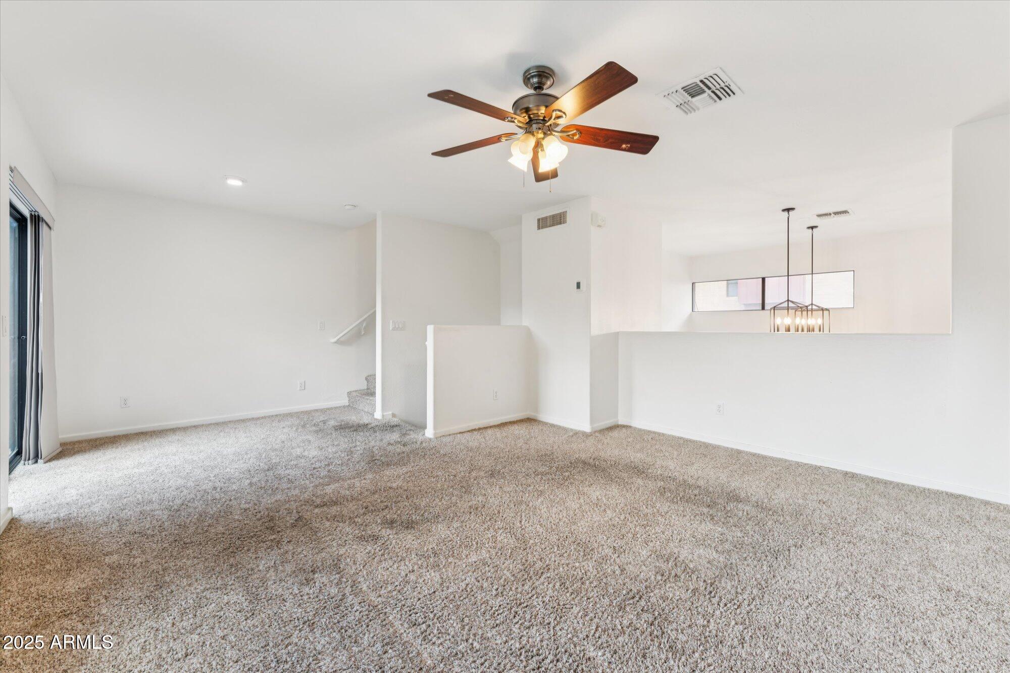 330 S FARMER Avenue, 115
