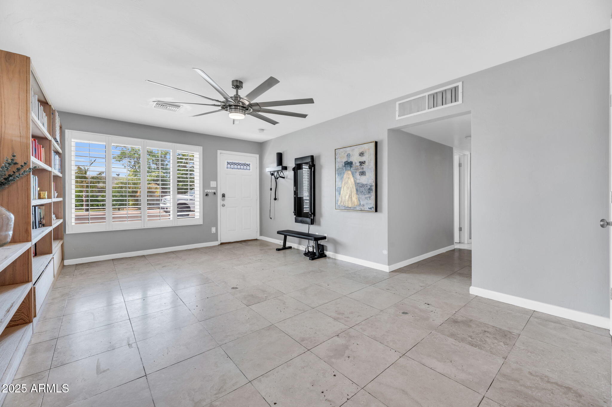 4928 E PALM Lane