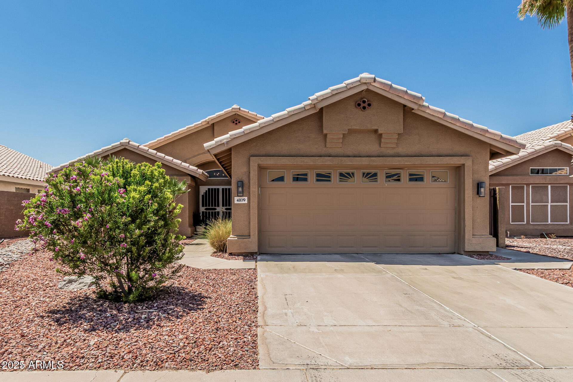 4109 E GRAYTHORN Avenue