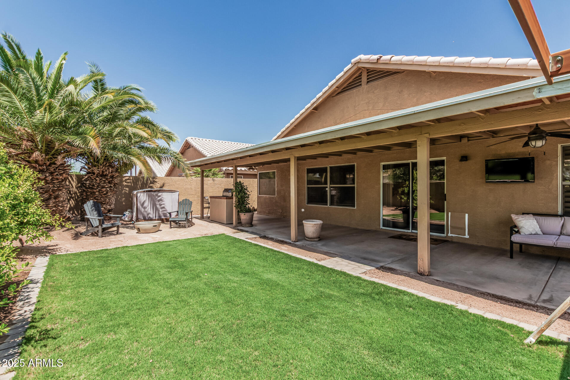 4109 E GRAYTHORN Avenue