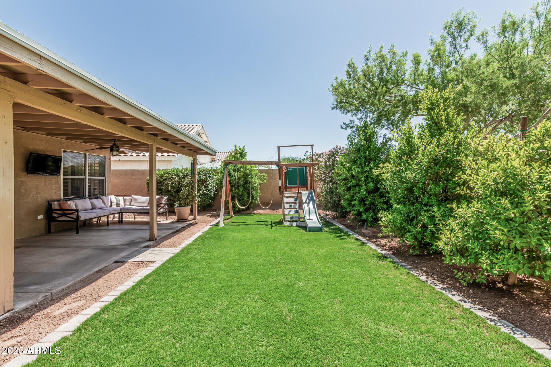 4109 E GRAYTHORN Avenue