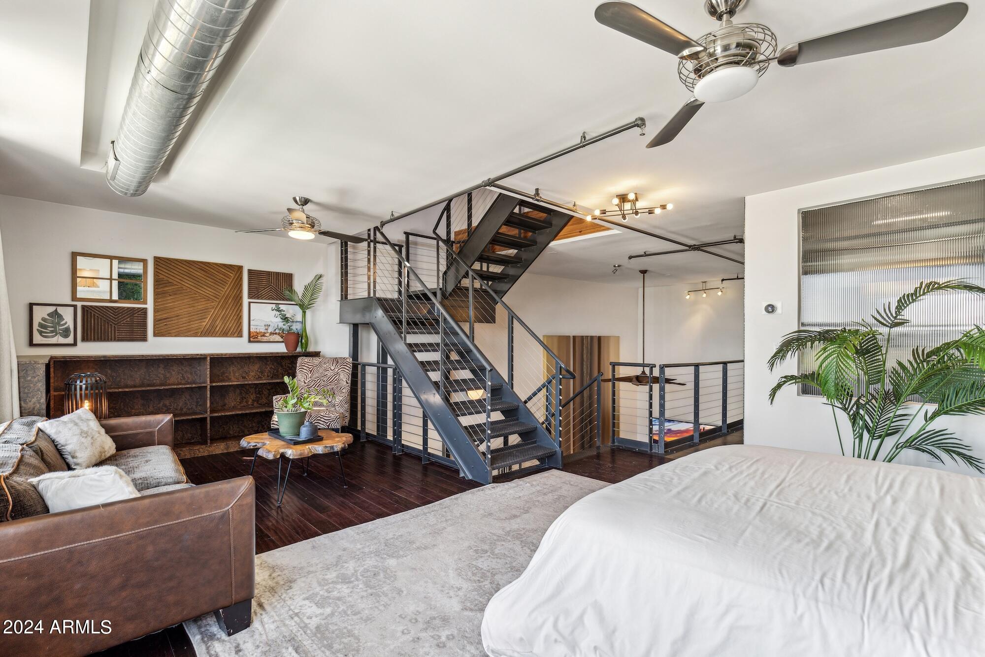 1326 N CENTRAL Avenue, 413