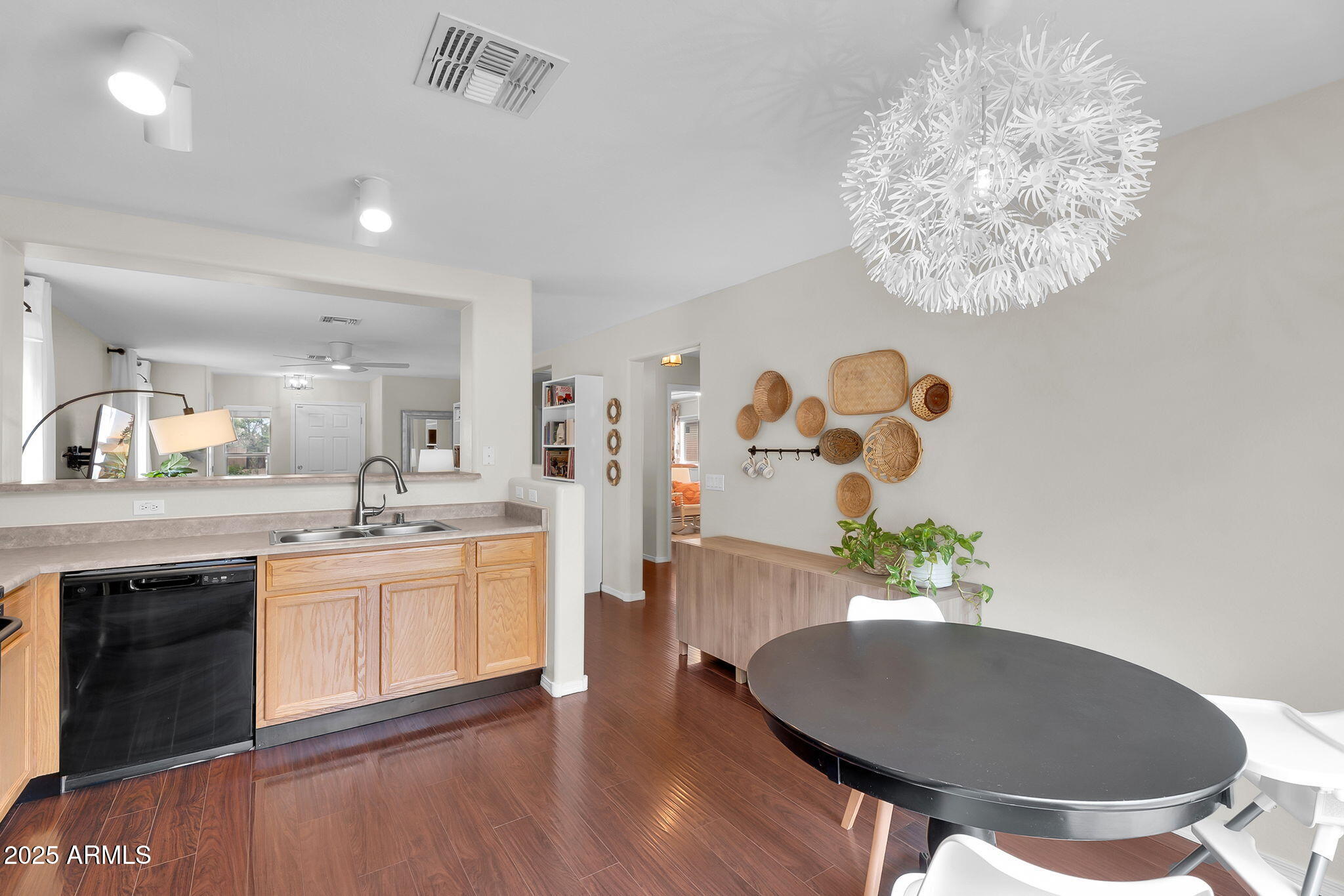 4013 E SUPERIOR Road
