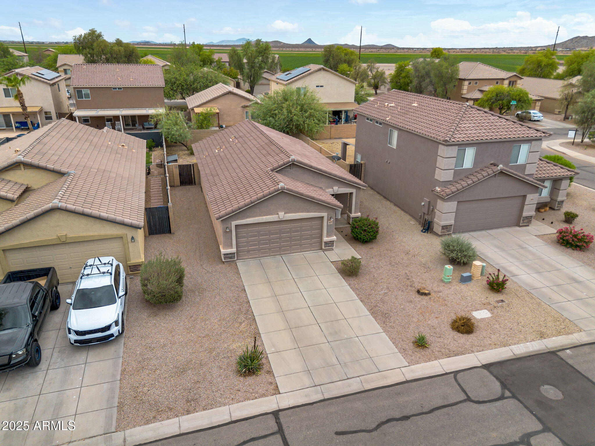 4013 E SUPERIOR Road