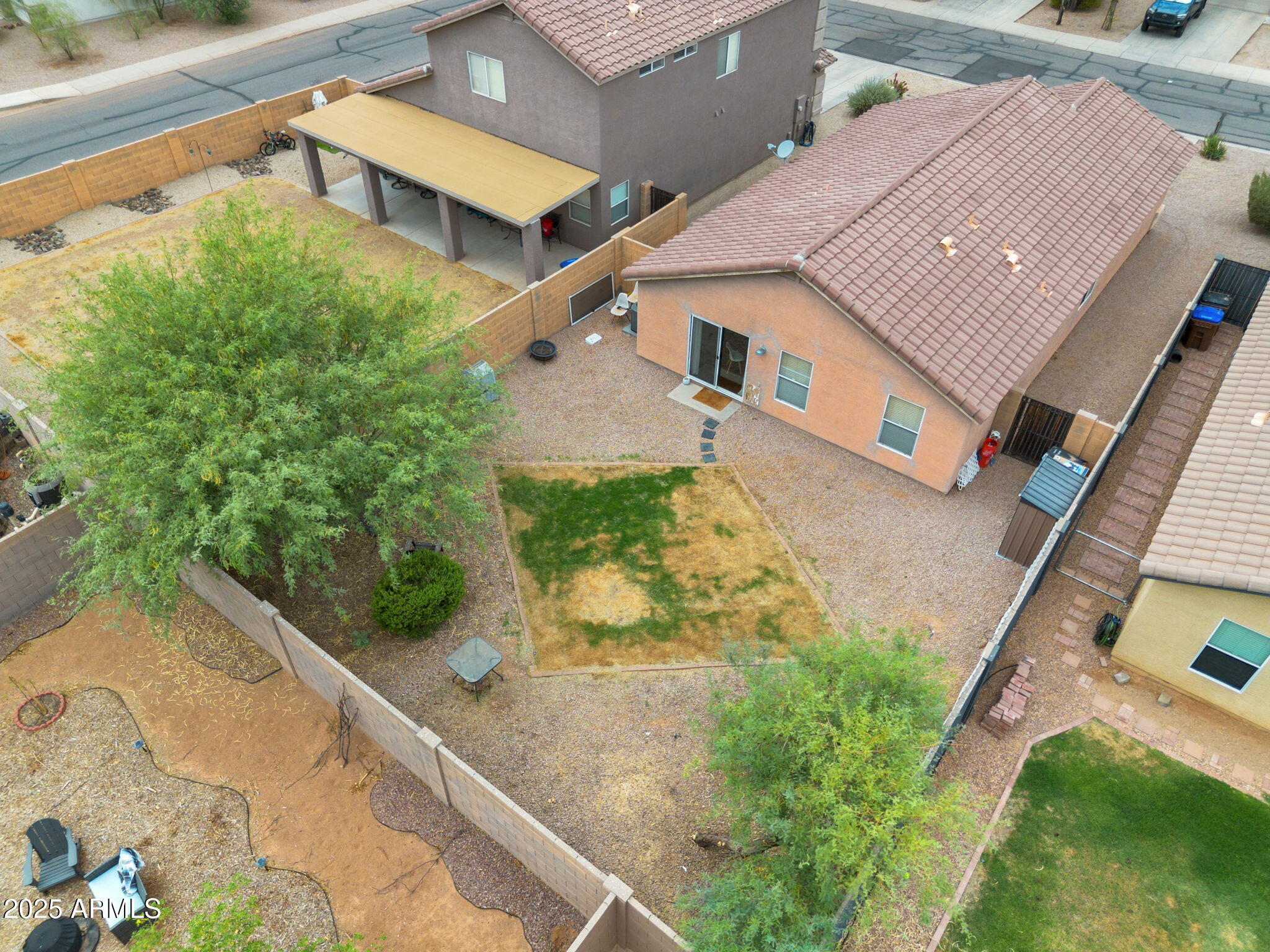 4013 E SUPERIOR Road