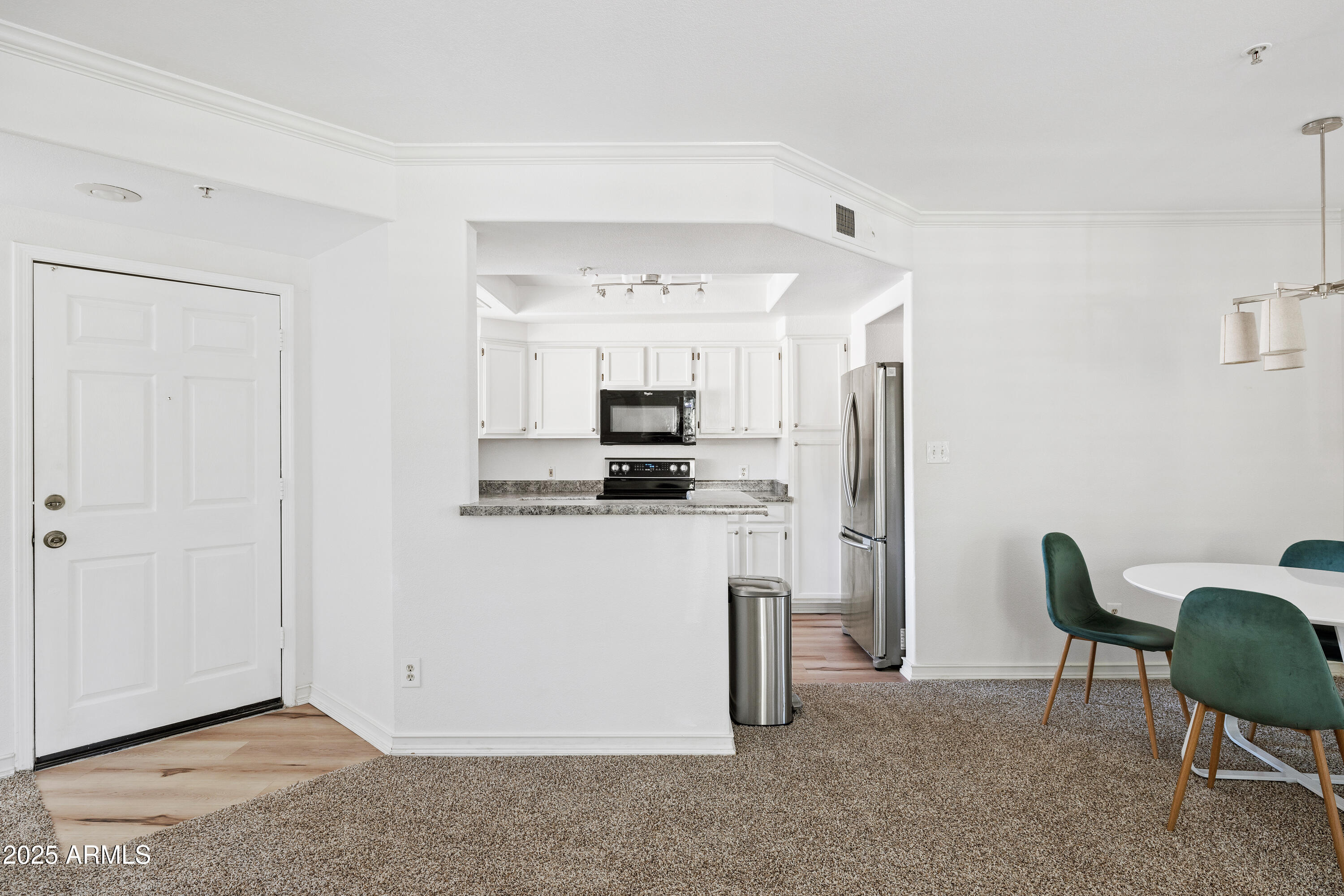 10101 N ARABIAN Trail, 2004