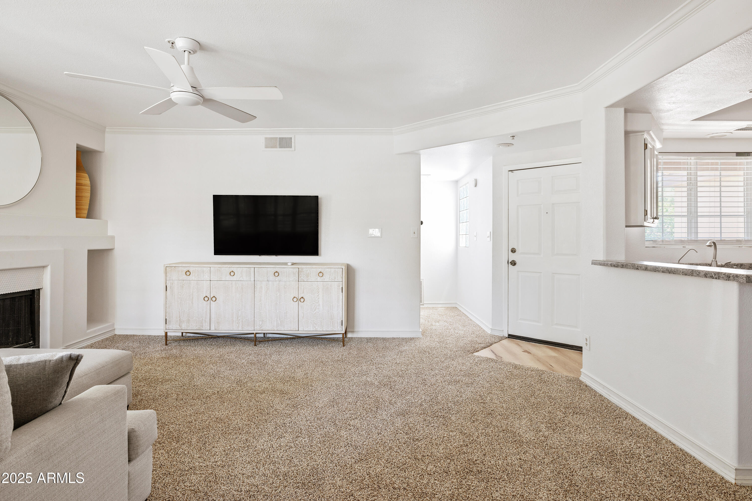10101 N ARABIAN Trail, 2004