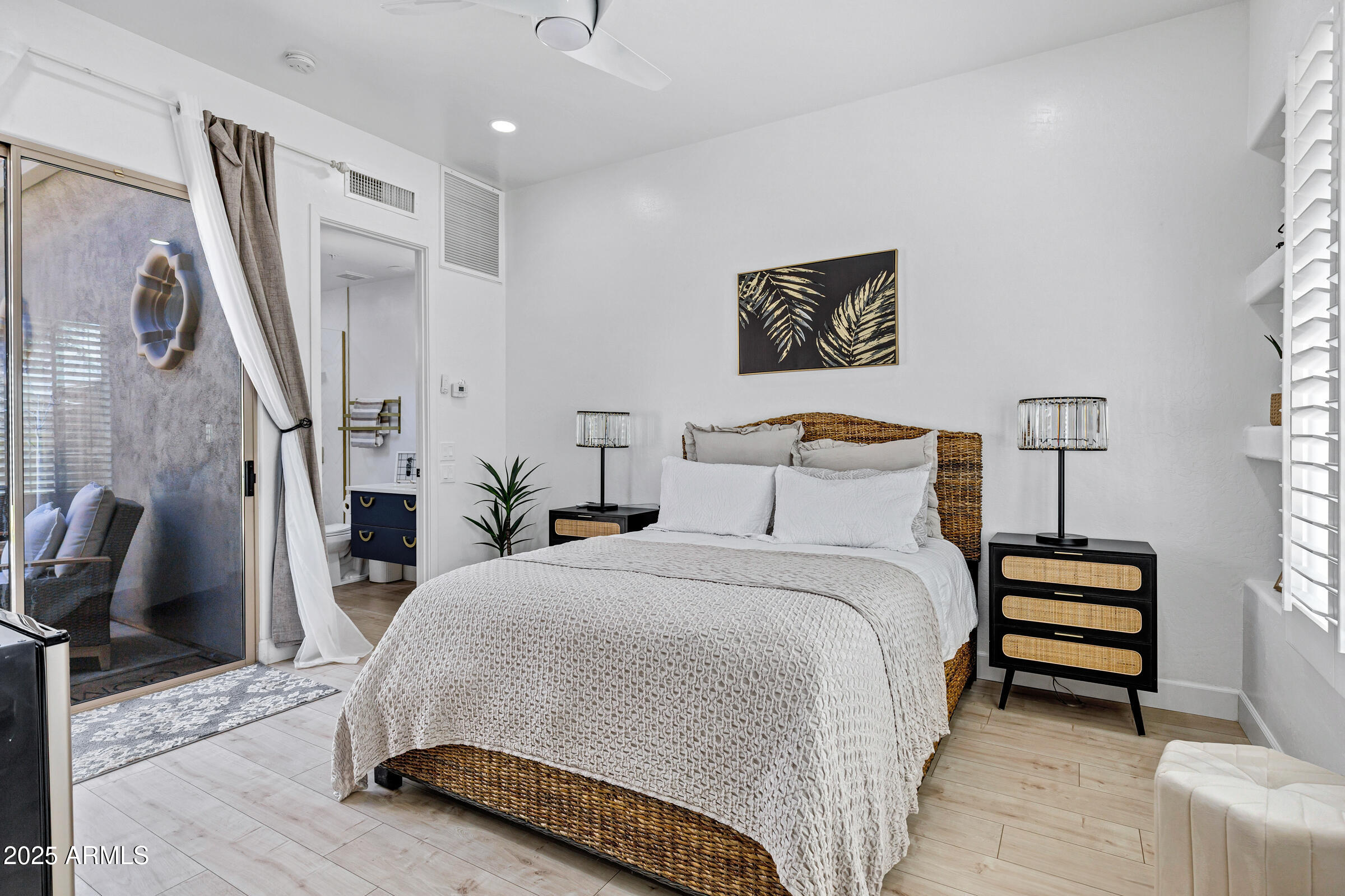 16013 N 111TH Place