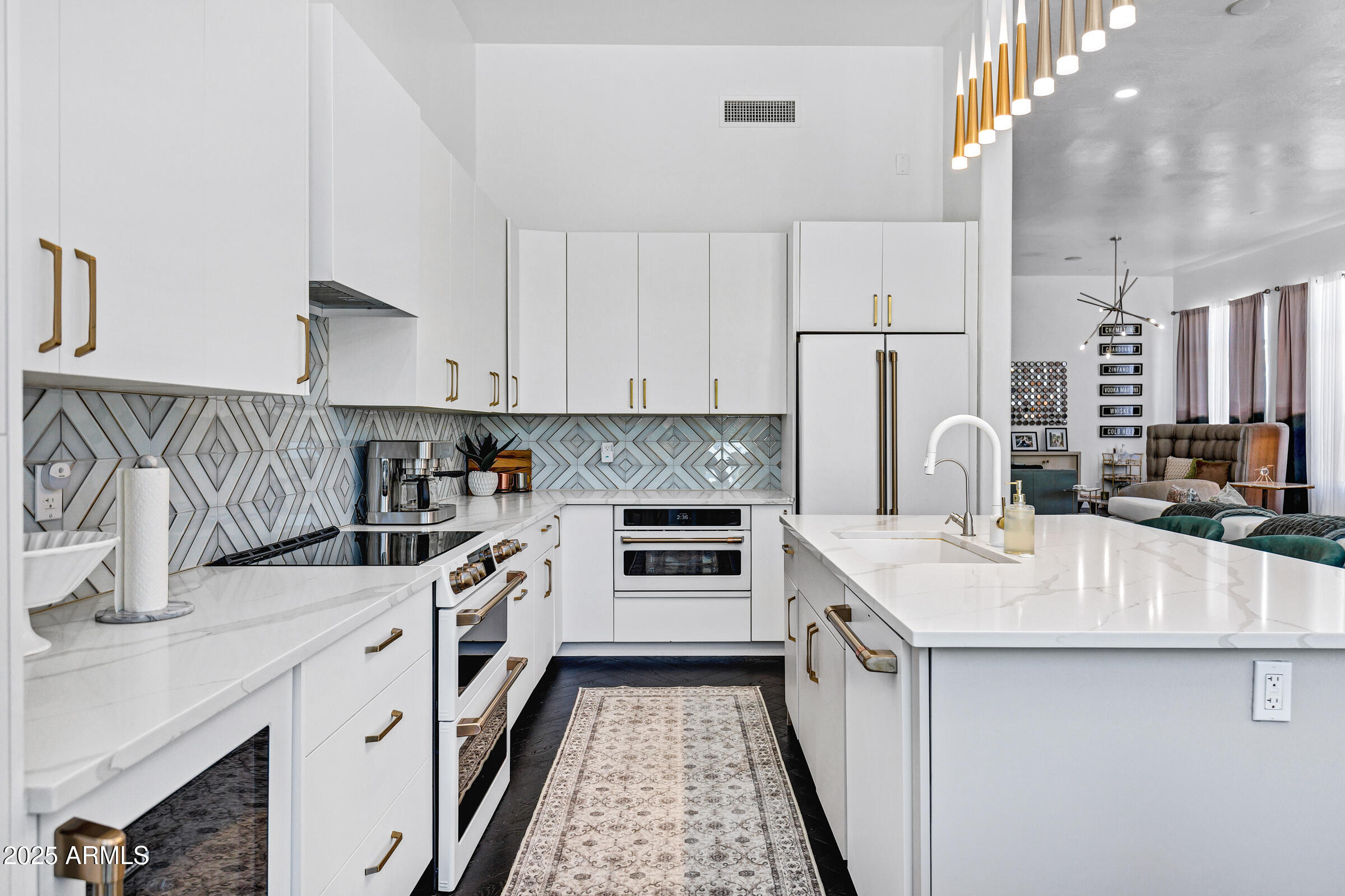 16013 N 111TH Place