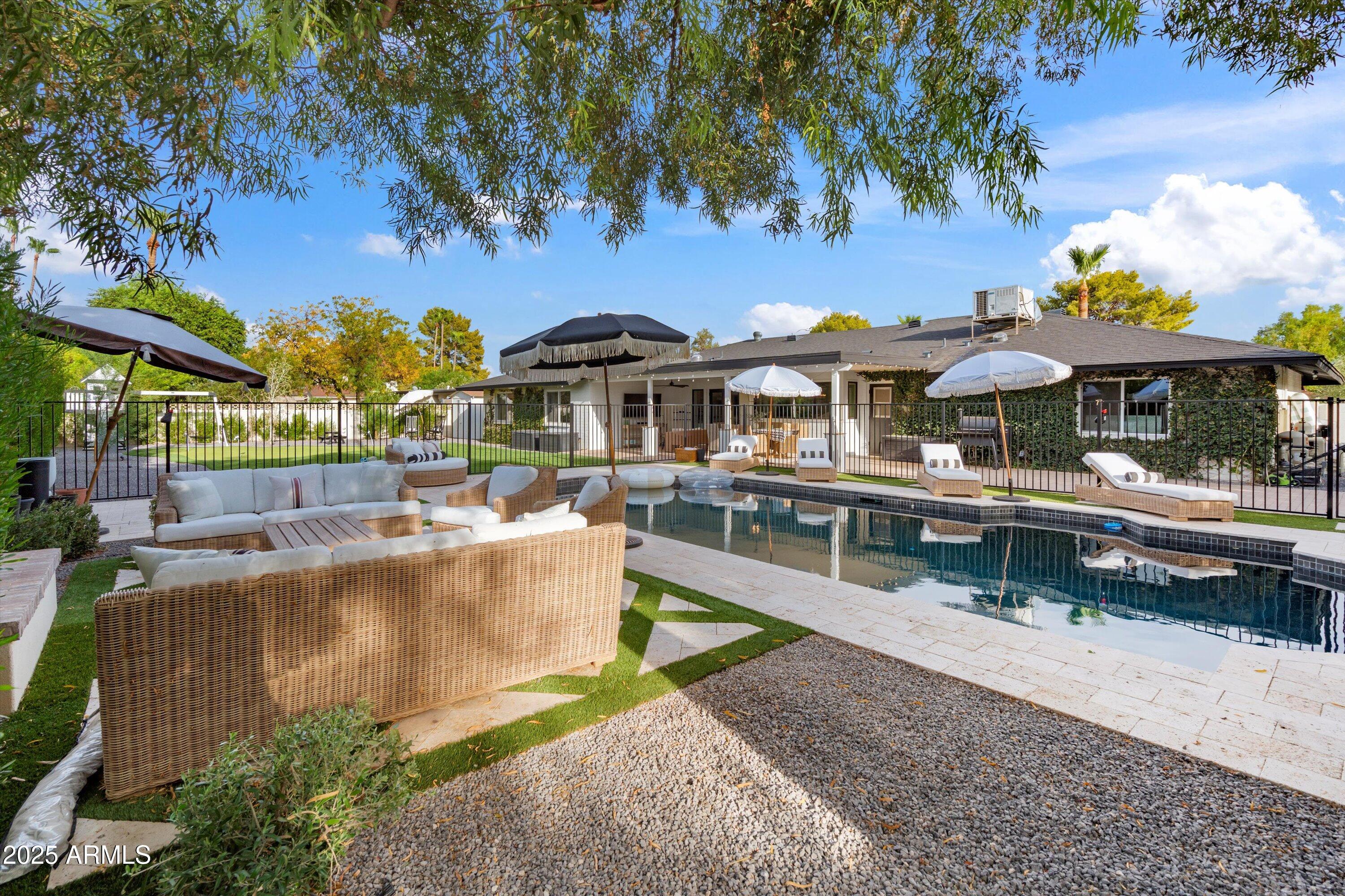 5430 E WINDROSE Drive