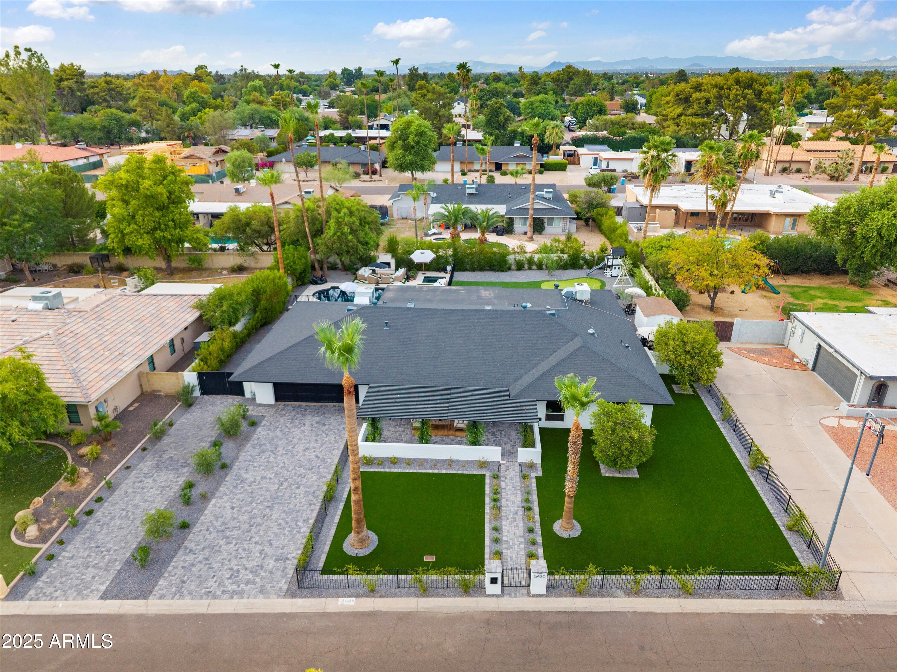 5430 E WINDROSE Drive