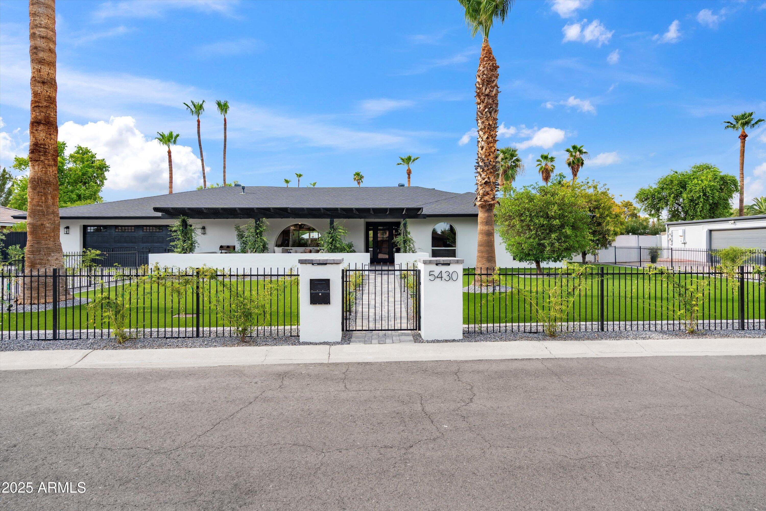 5430 E WINDROSE Drive