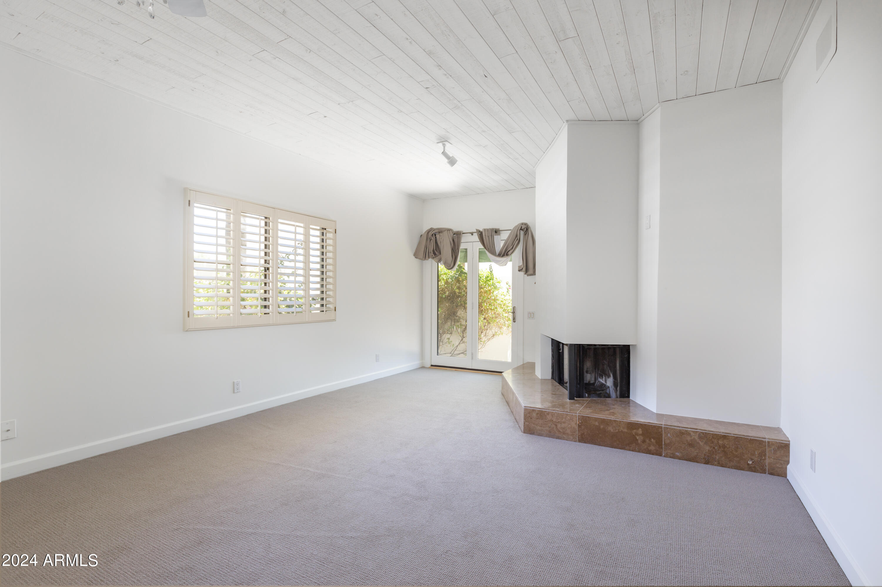 5101 N CASA BLANCA Drive, 203