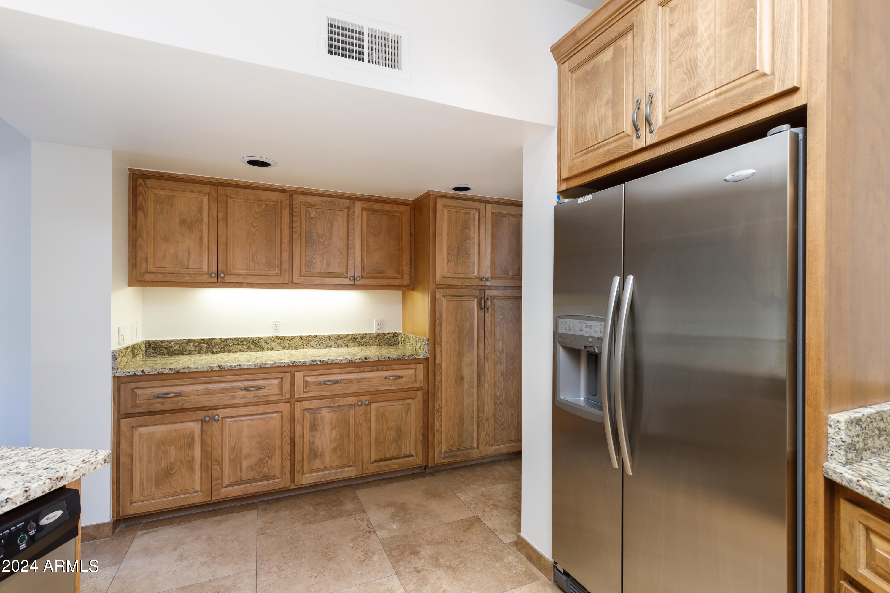 5101 N CASA BLANCA Drive, 203