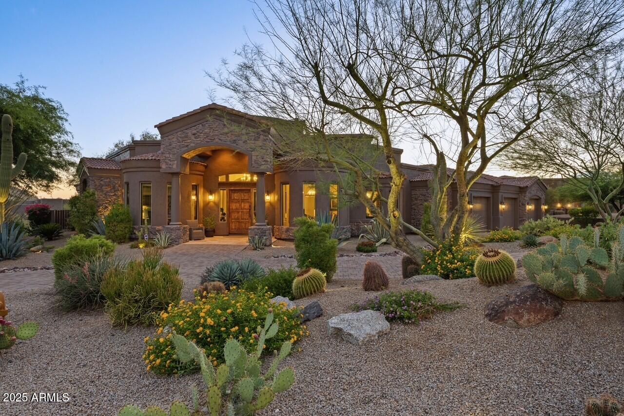 11284 E MARIPOSA GRANDE Drive