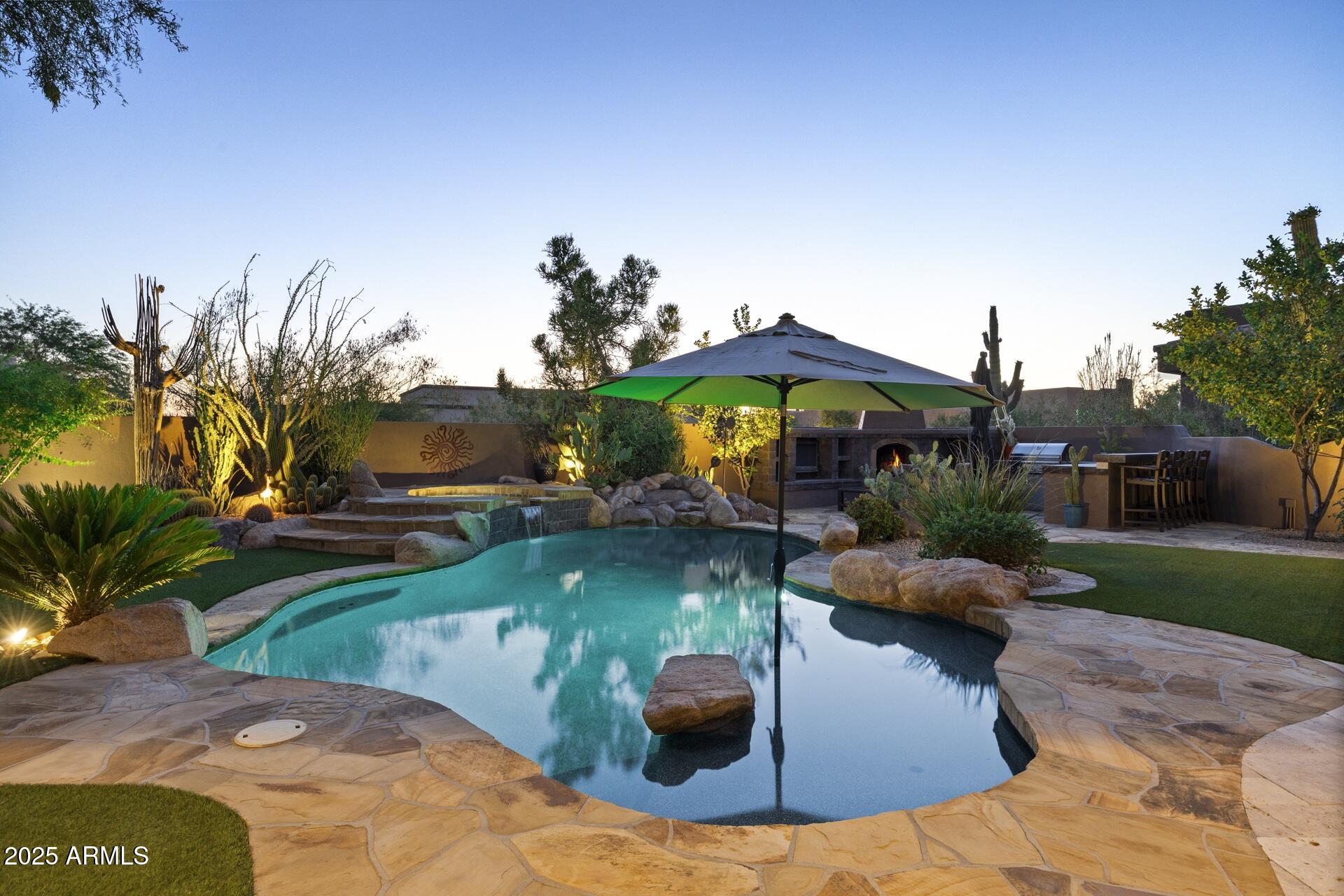 11284 E MARIPOSA GRANDE Drive