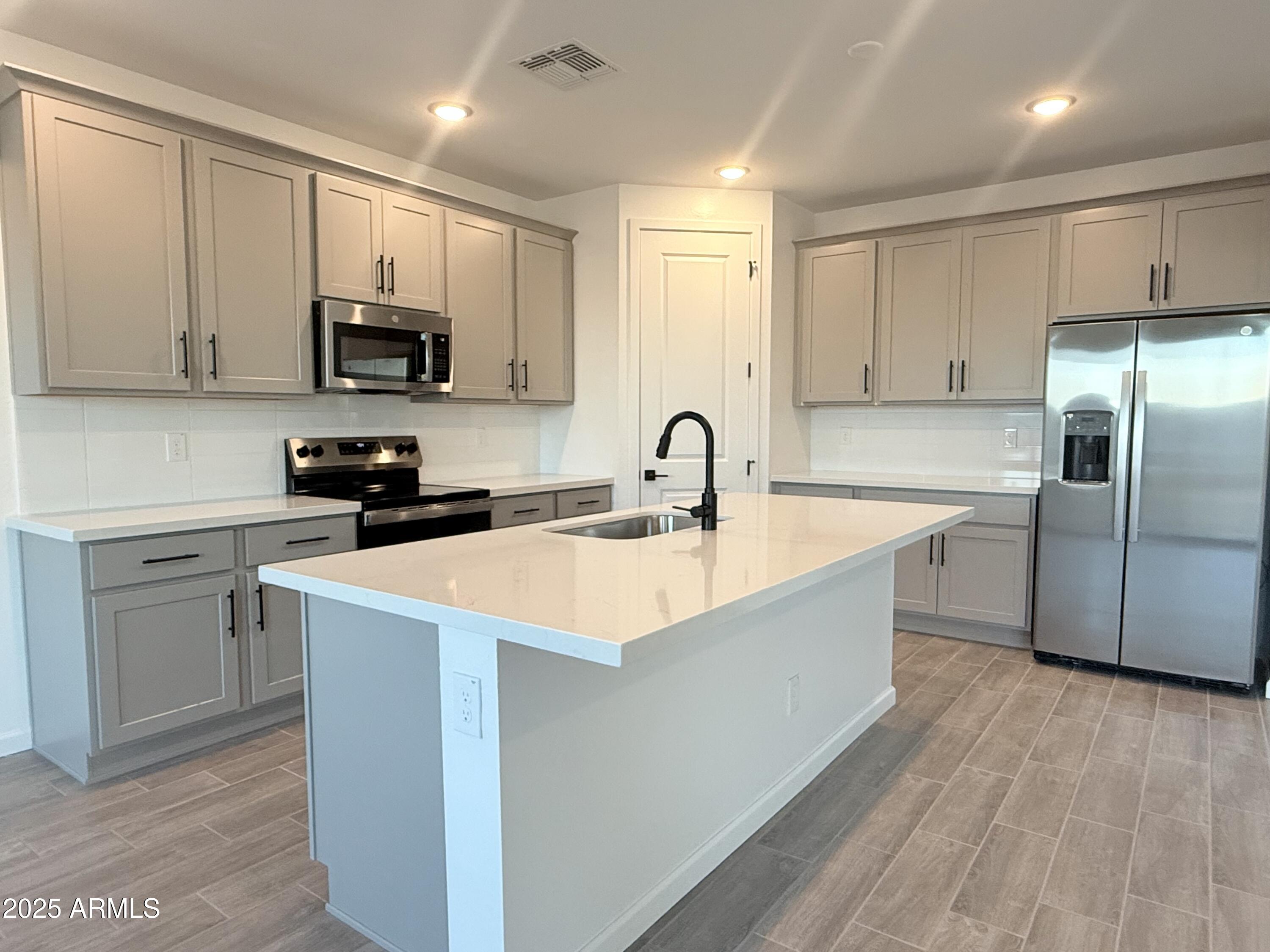 2487 E ROLLING PRAIRIE Lane