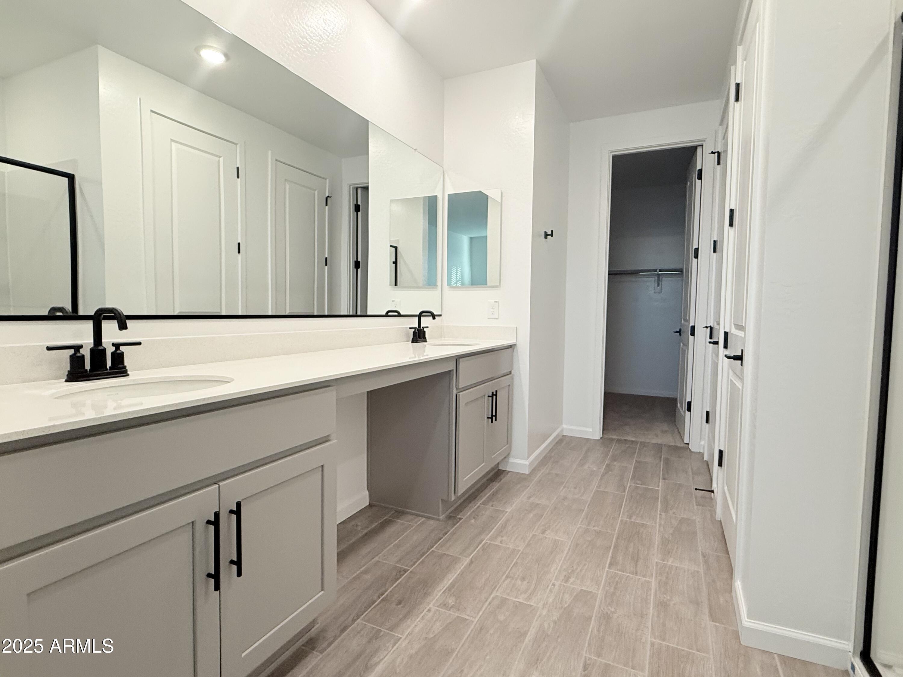 2487 E ROLLING PRAIRIE Lane