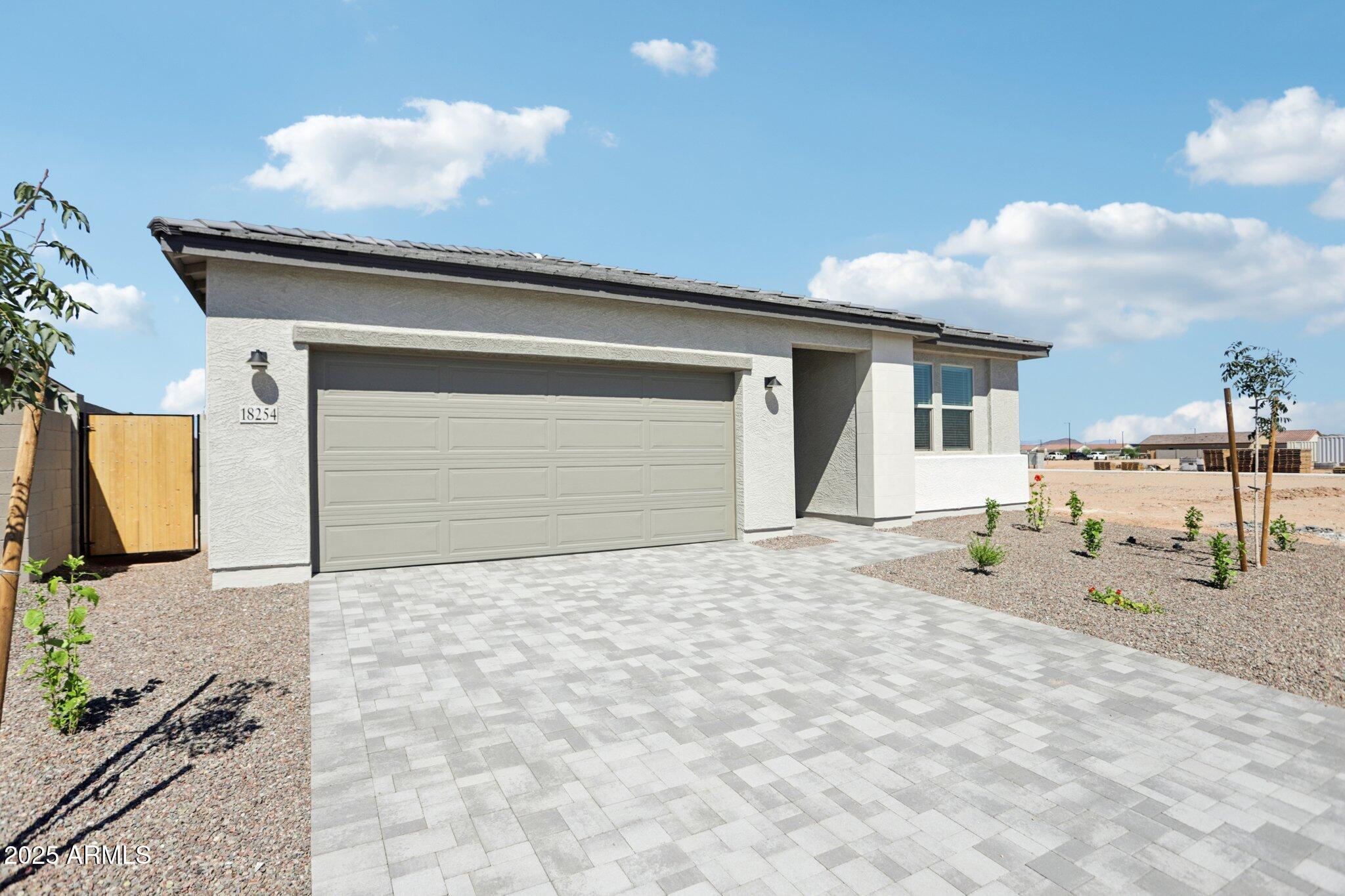 18254 W CAMINO DE ORO