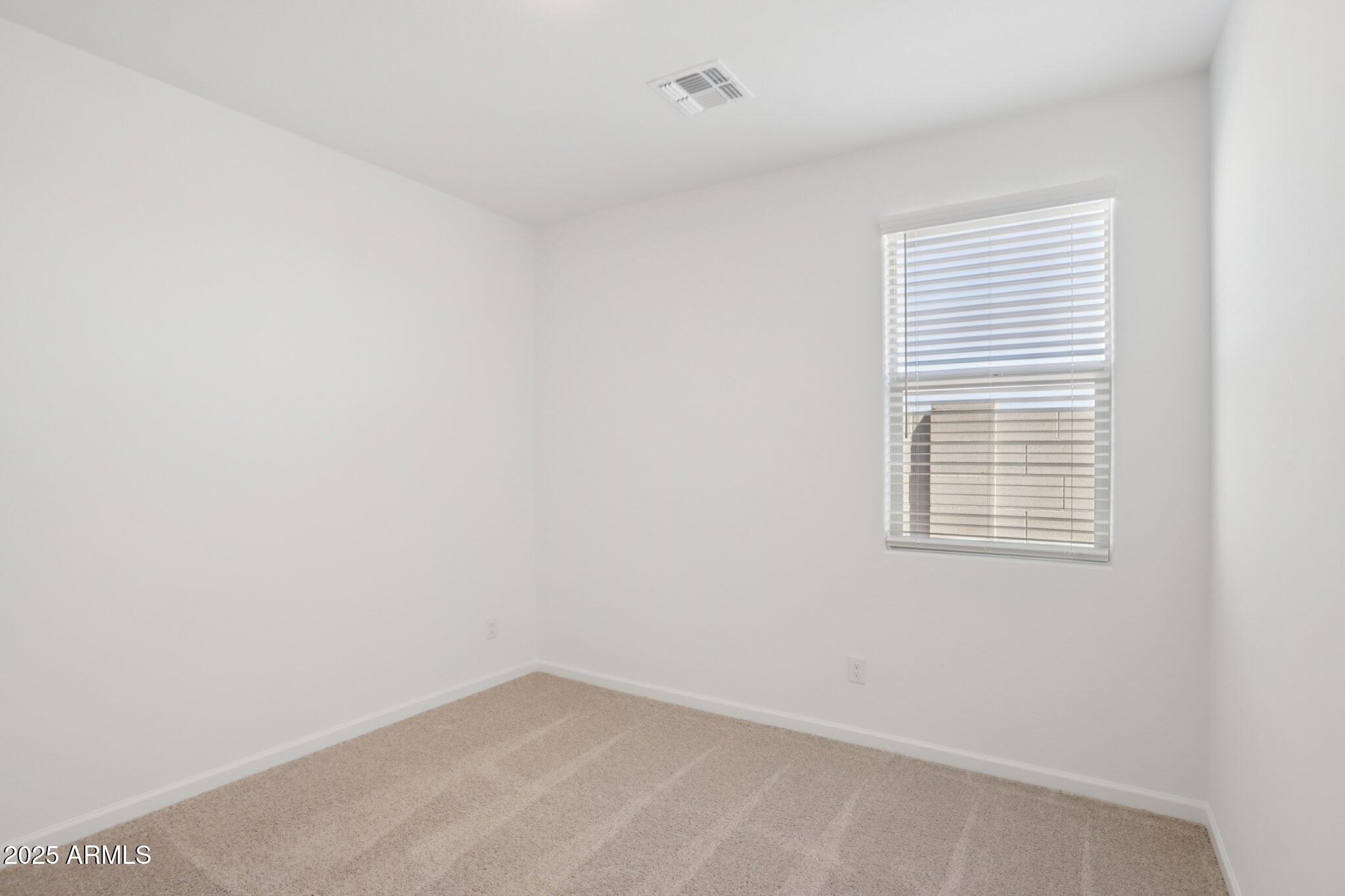 18254 W CAMINO DE ORO