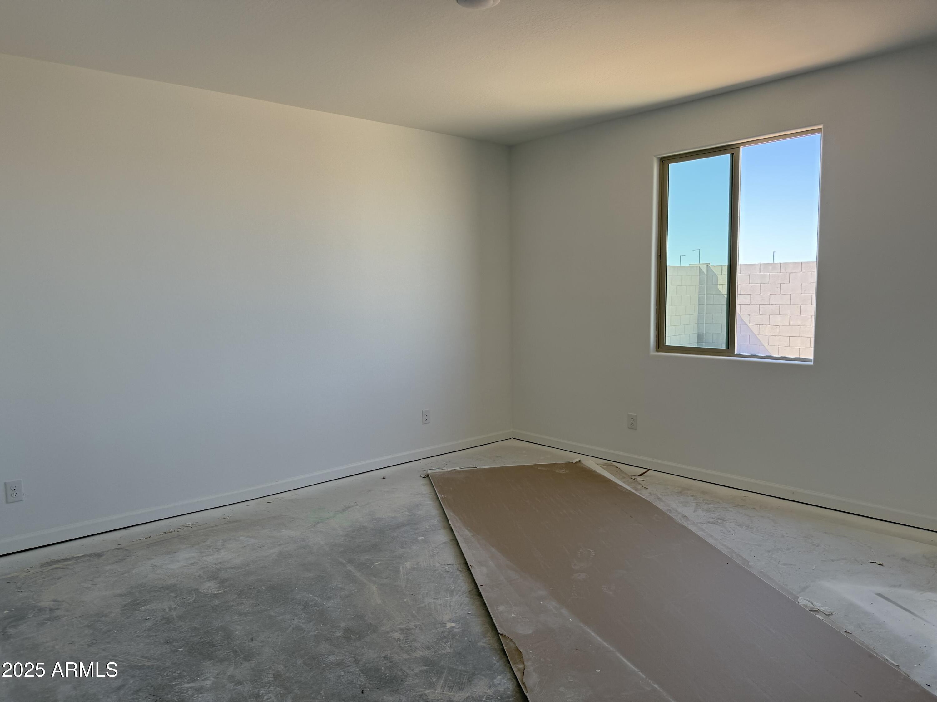 18254 W CAMINO DE ORO