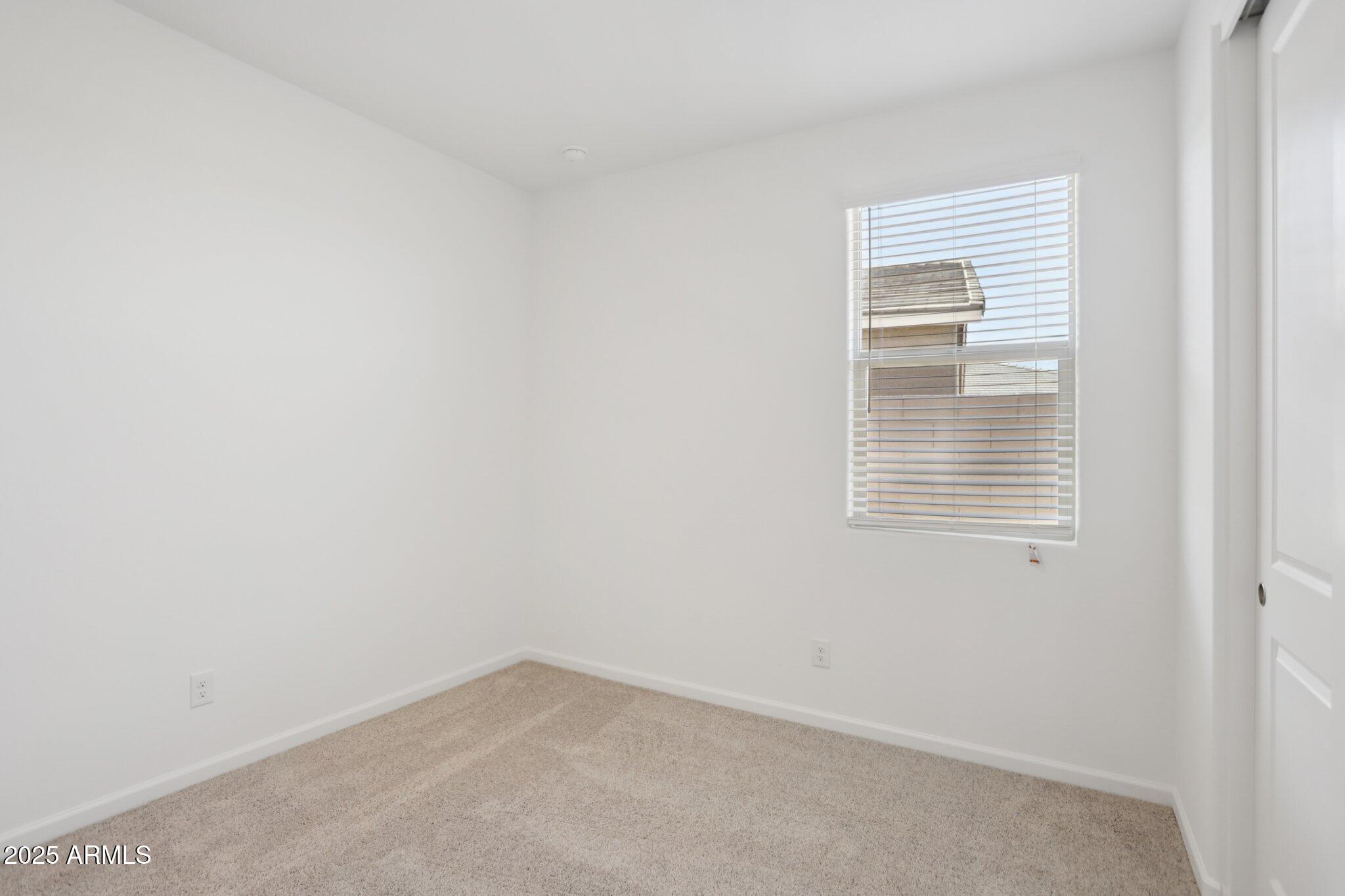 18254 W CAMINO DE ORO