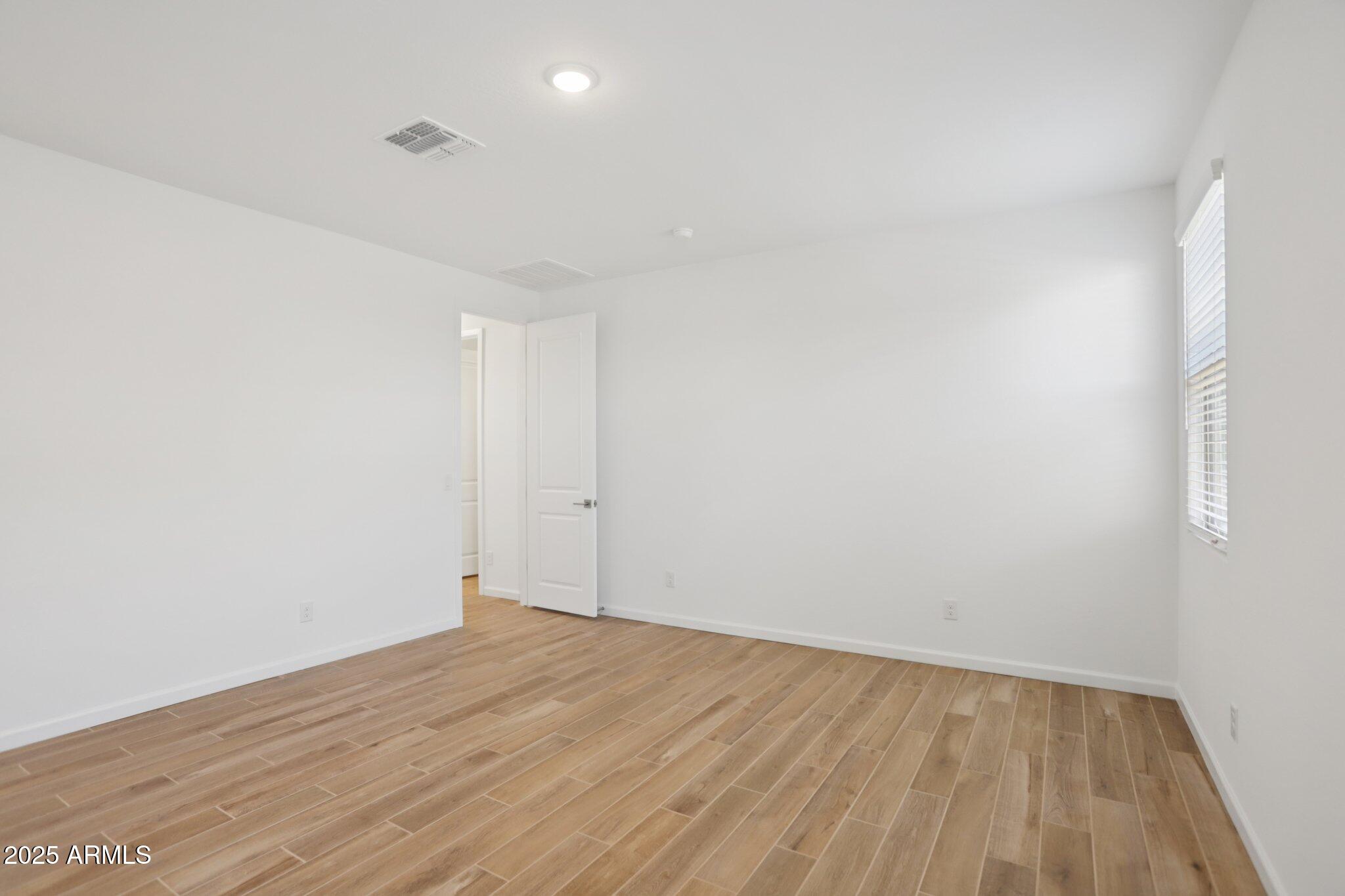 18254 W CAMINO DE ORO