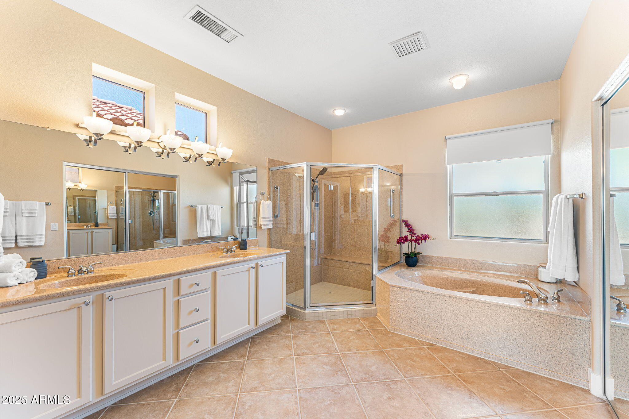 17515 N EAGLE CREST Drive