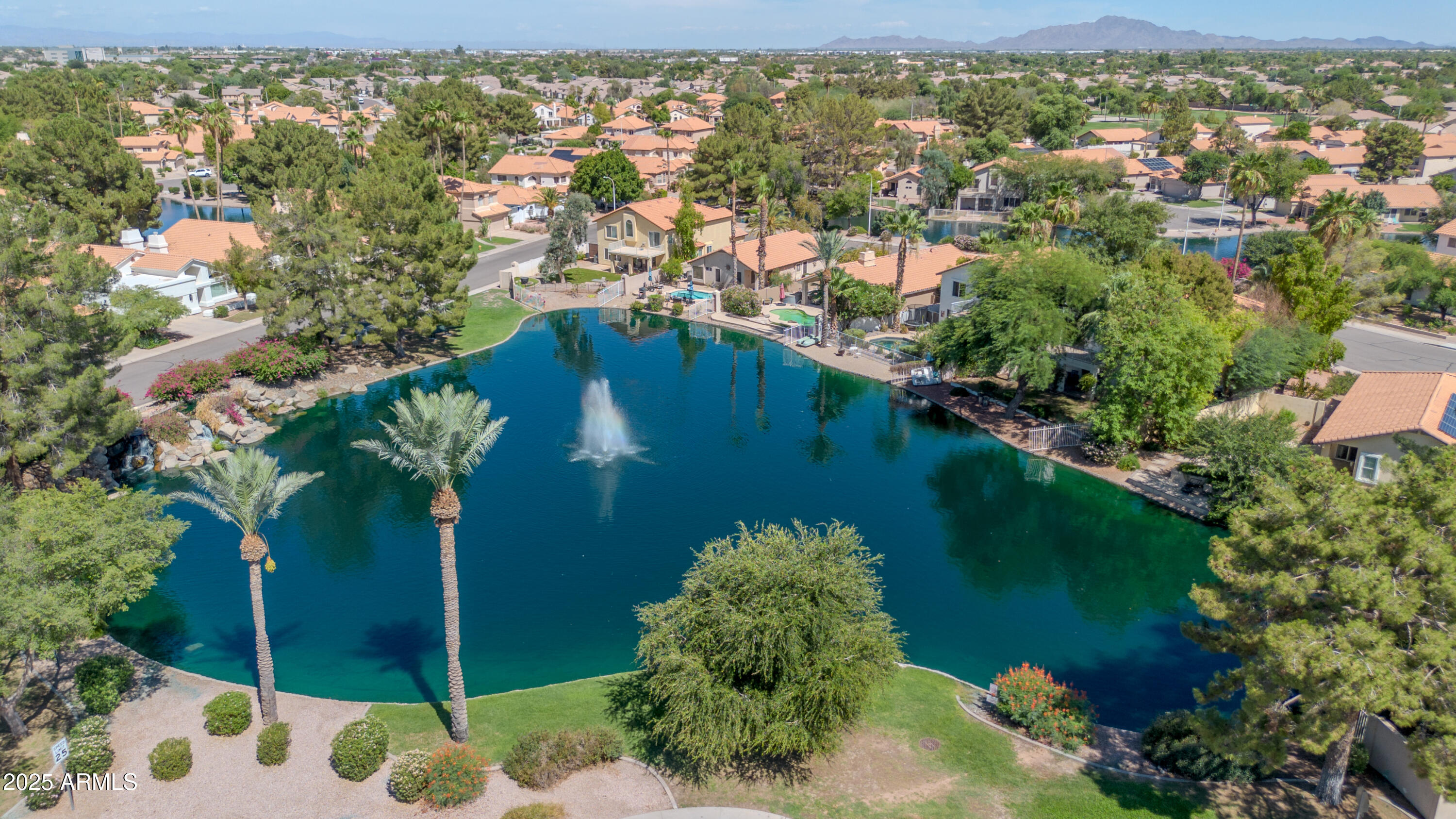 1511 W WILDHORSE Court