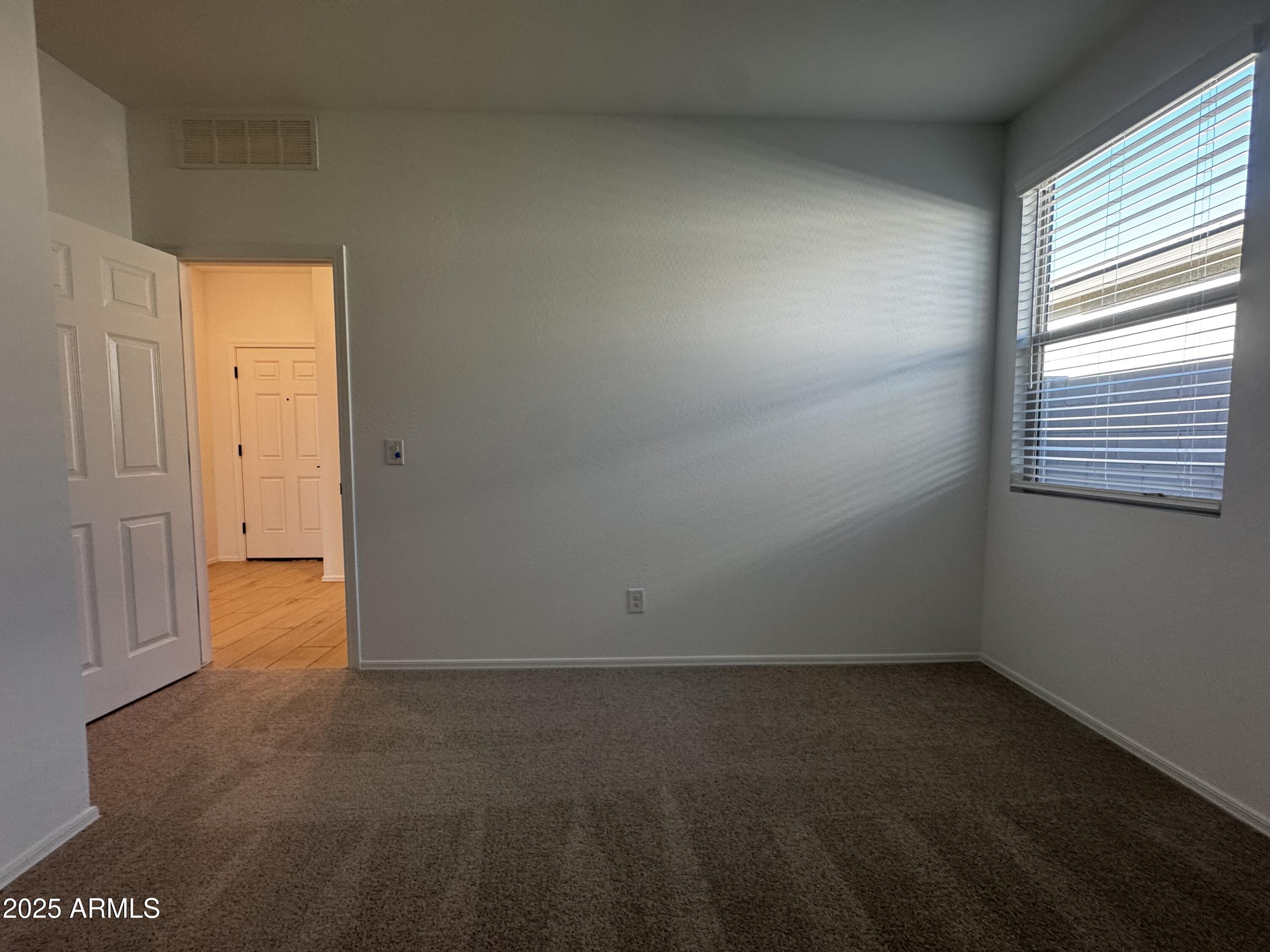 24153 W BOWKER Street