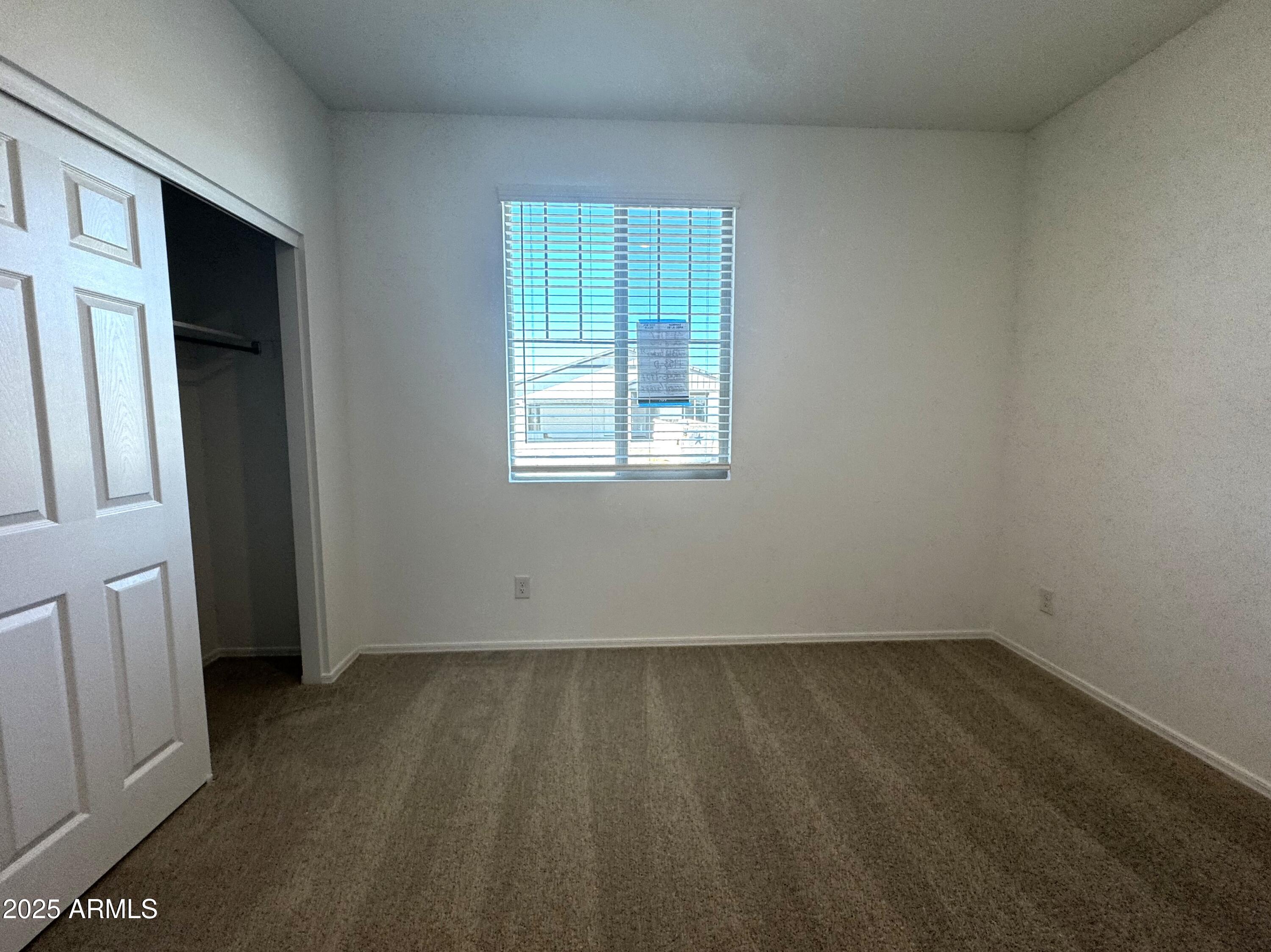 24153 W BOWKER Street