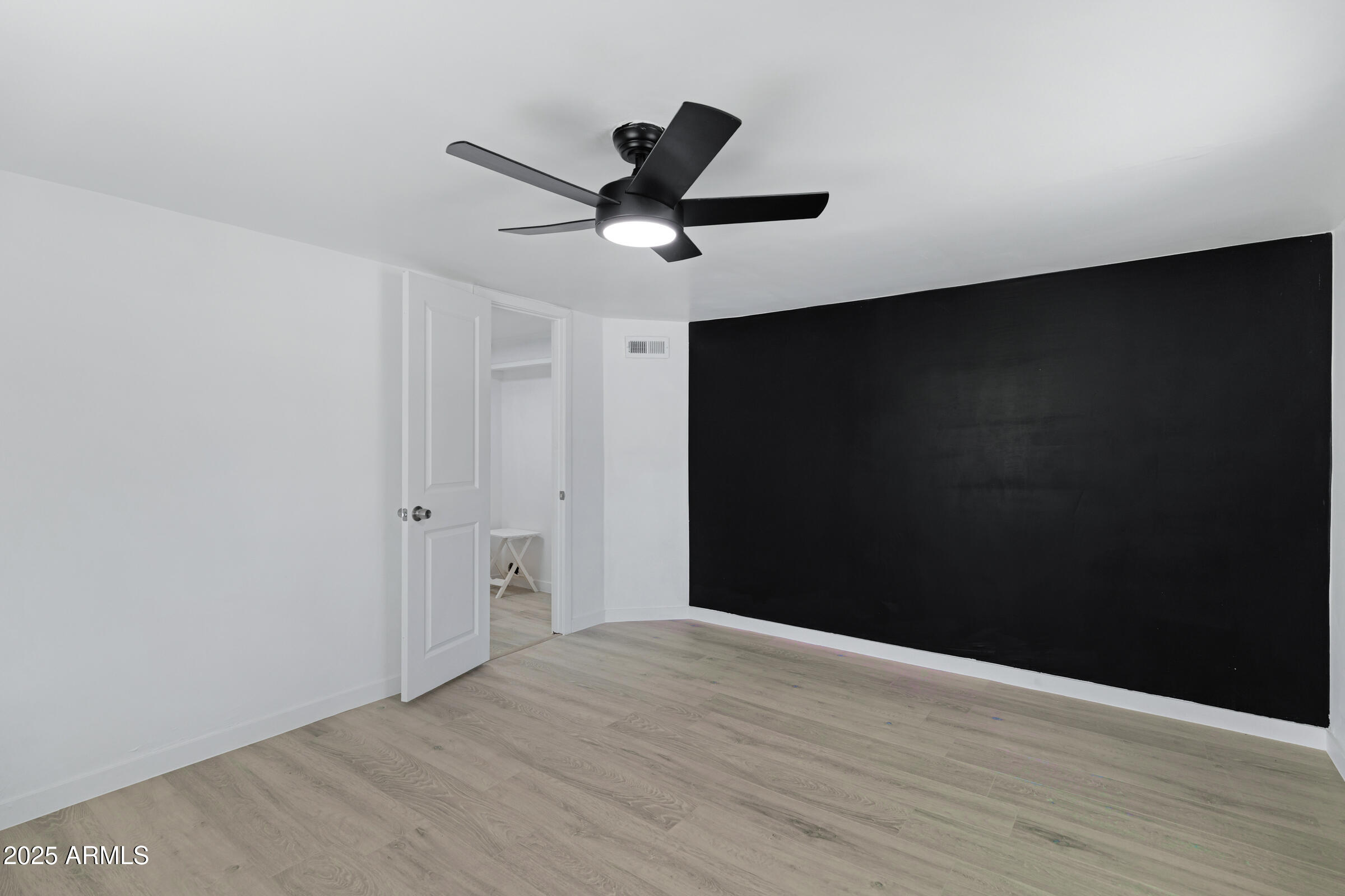 1650 S Arizona Avenue, 173