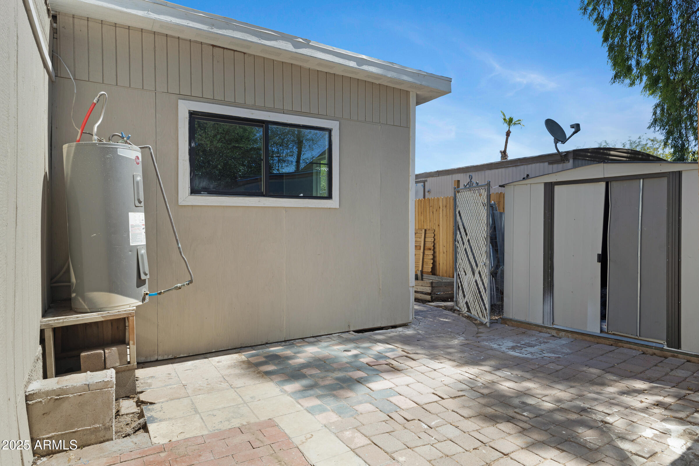 1650 S Arizona Avenue, 173