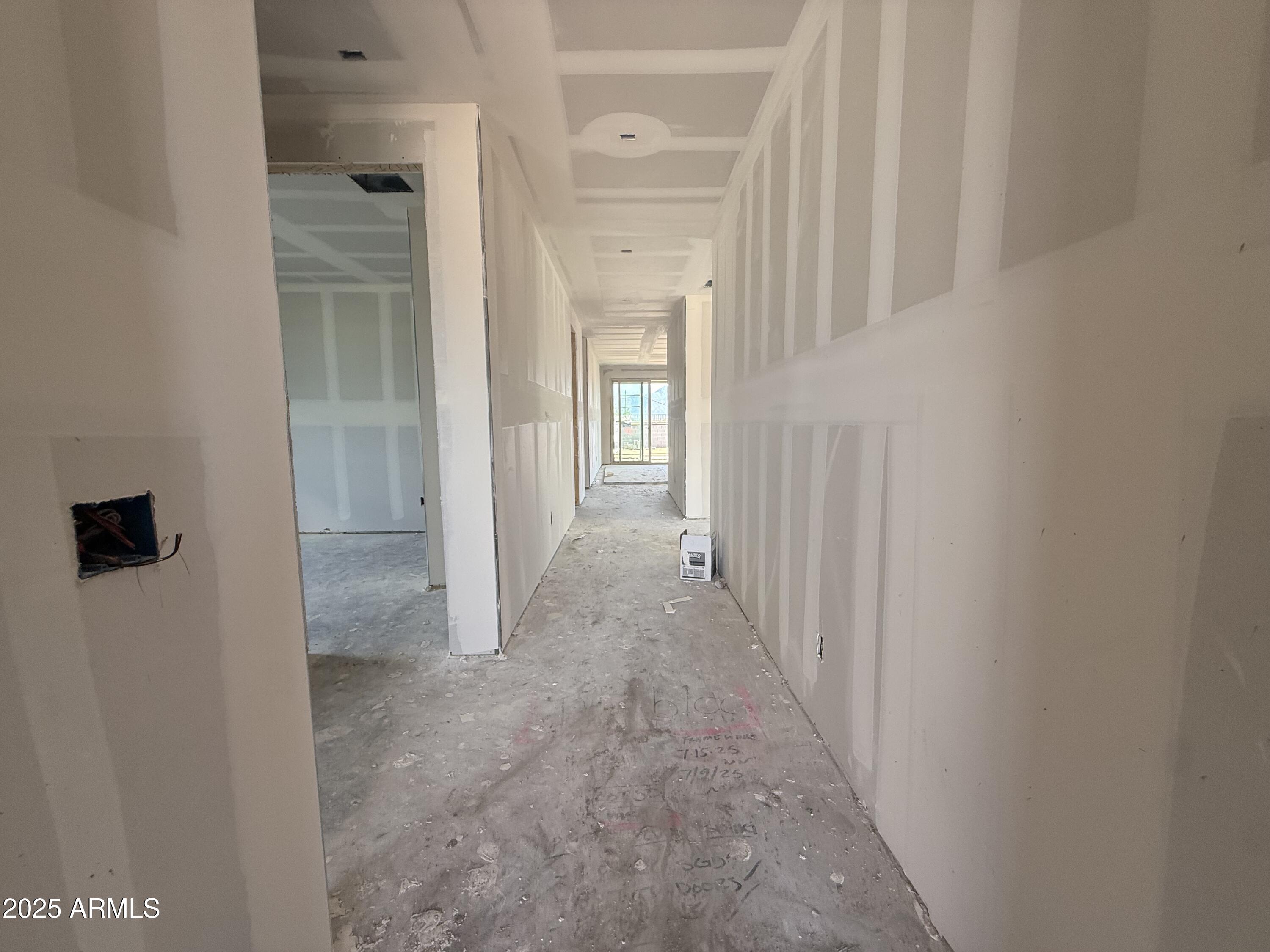 9519 W PARKWAY Drive