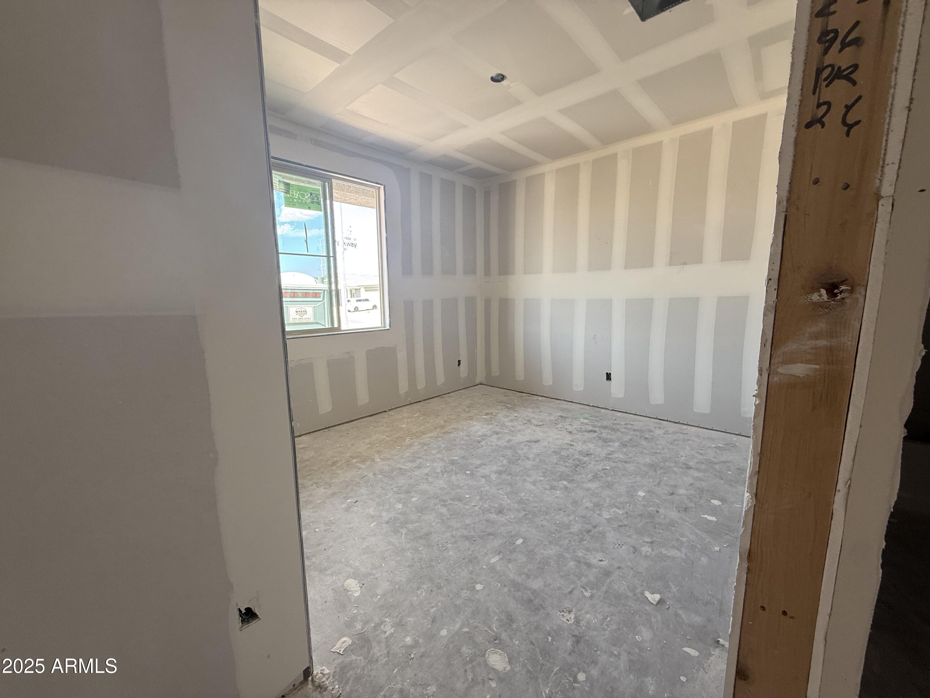 9519 W PARKWAY Drive