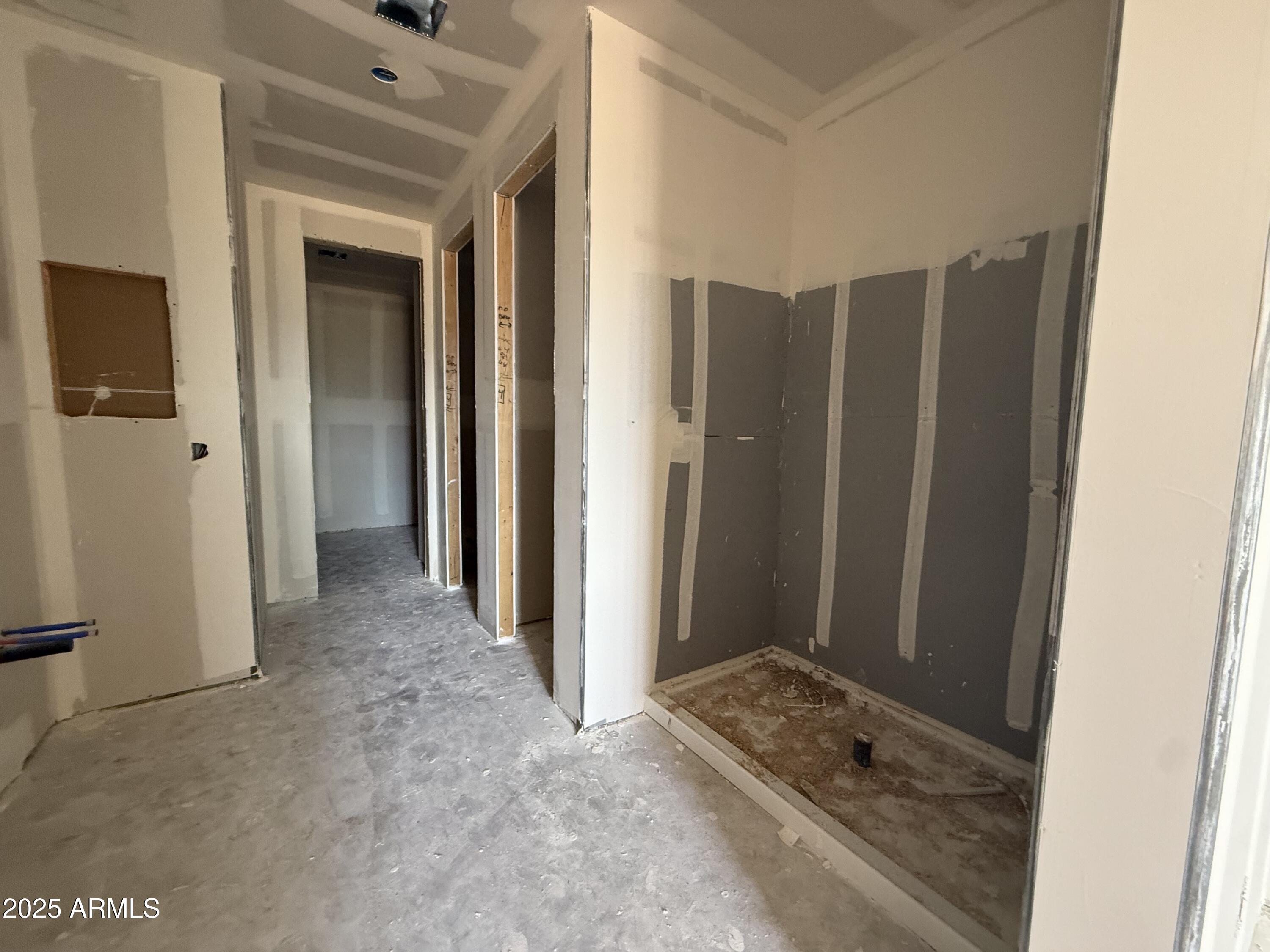 9519 W PARKWAY Drive