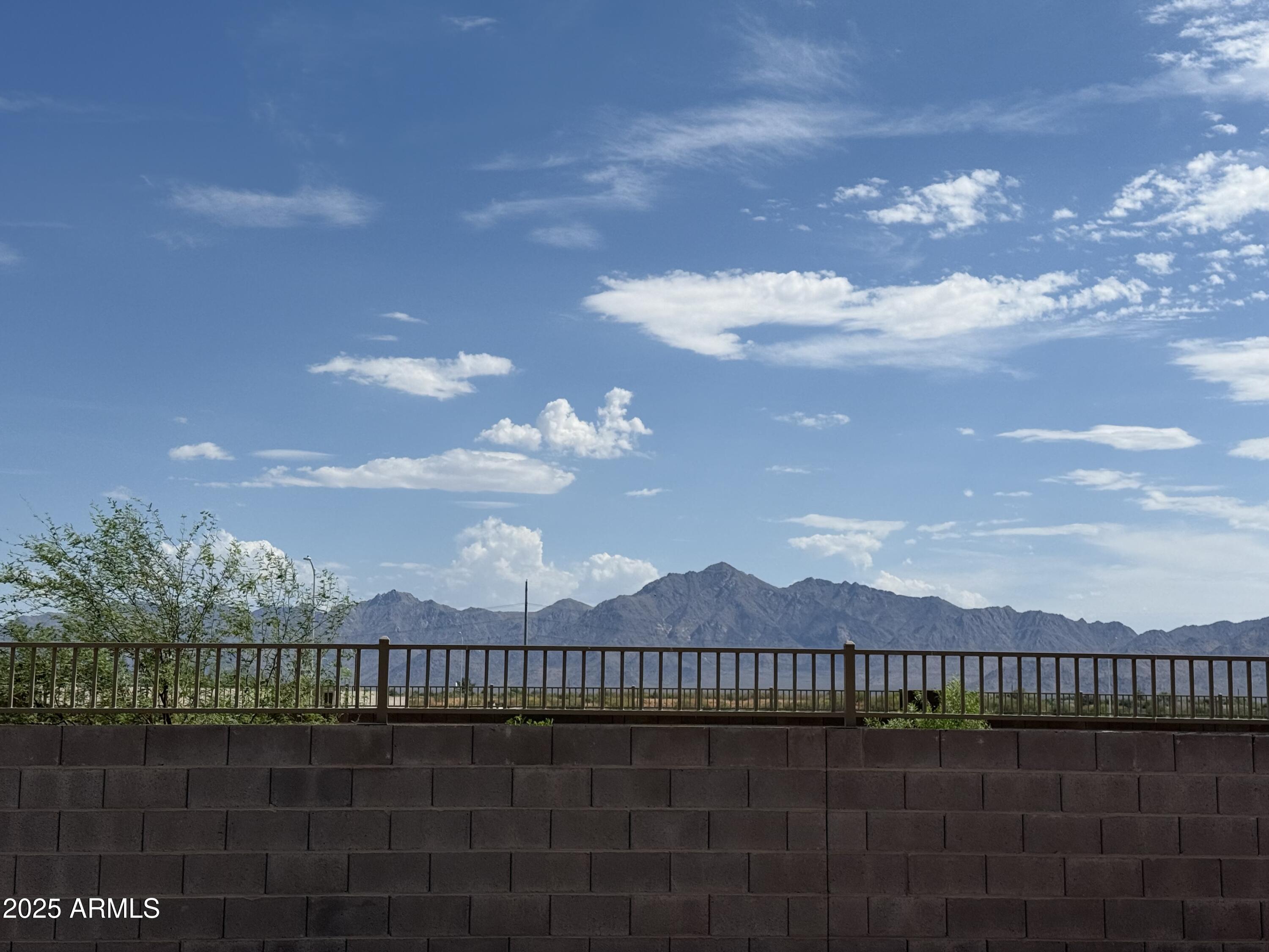 9519 W PARKWAY Drive