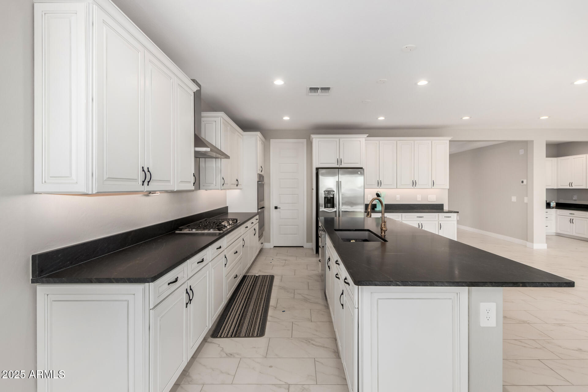 22386 N DANIEL Drive