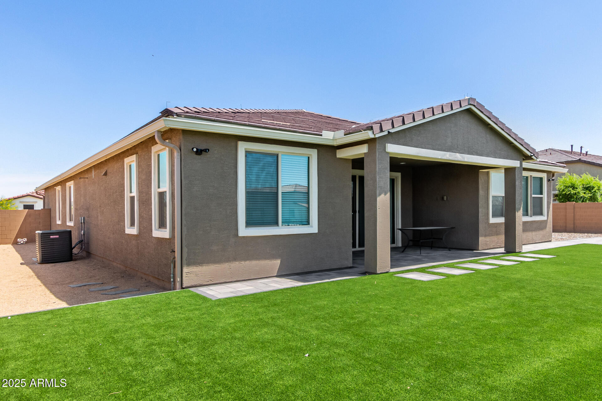 22386 N DANIEL Drive