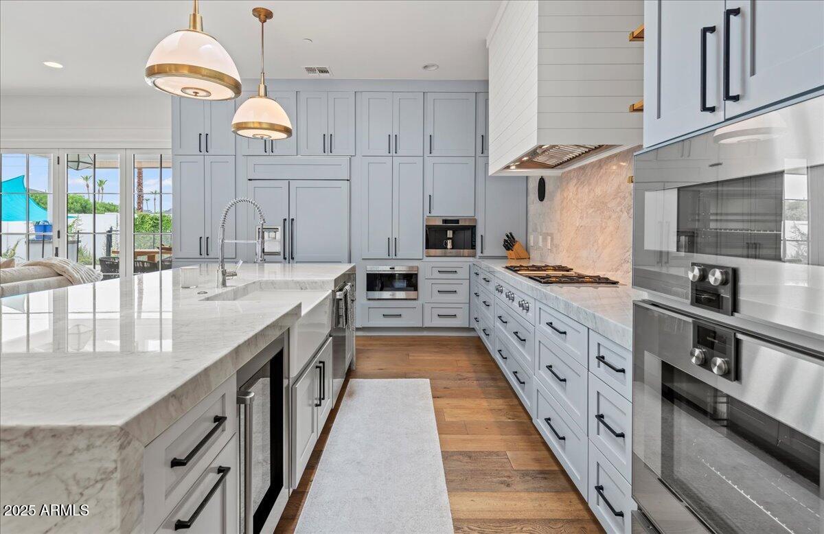 4569 E Lafayette Boulevard