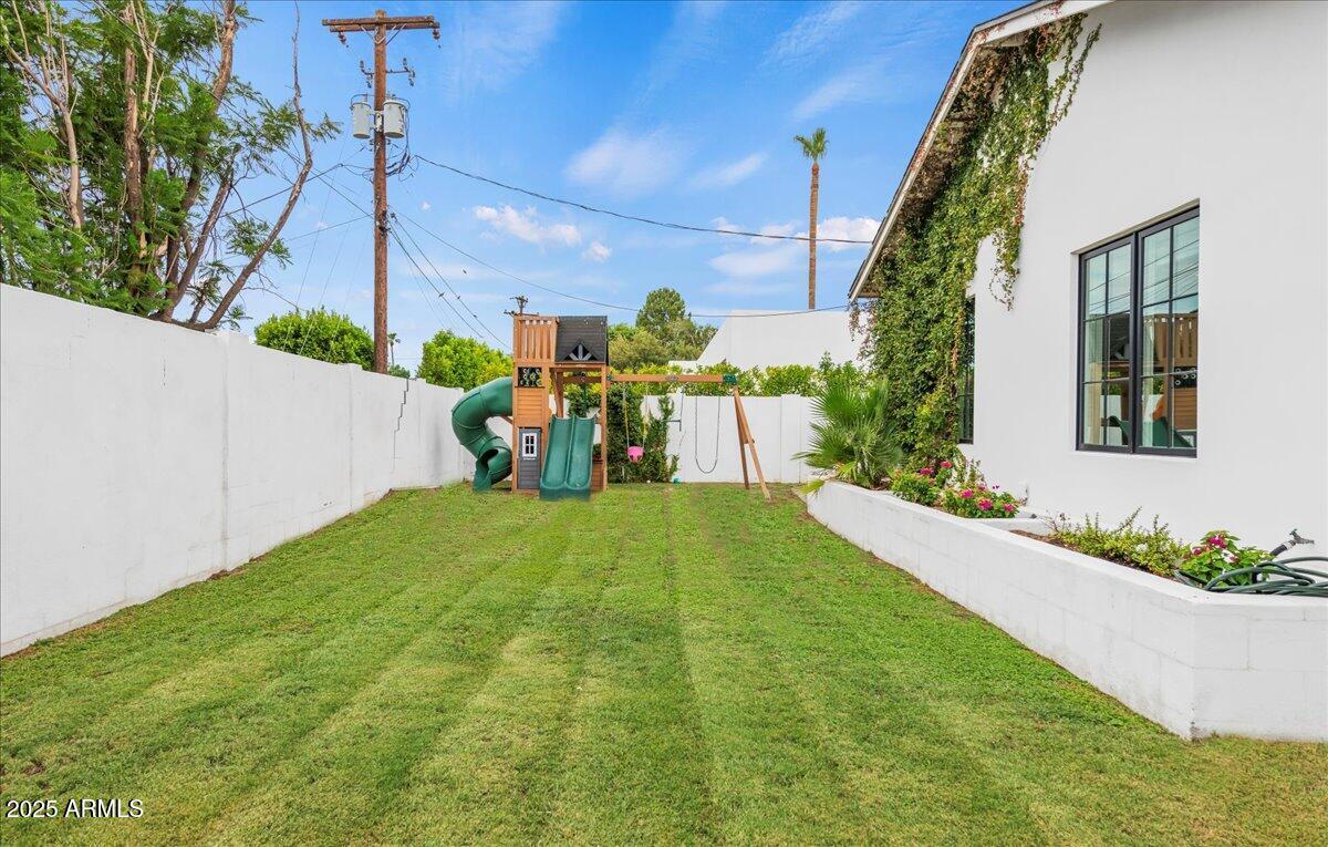 4569 E Lafayette Boulevard